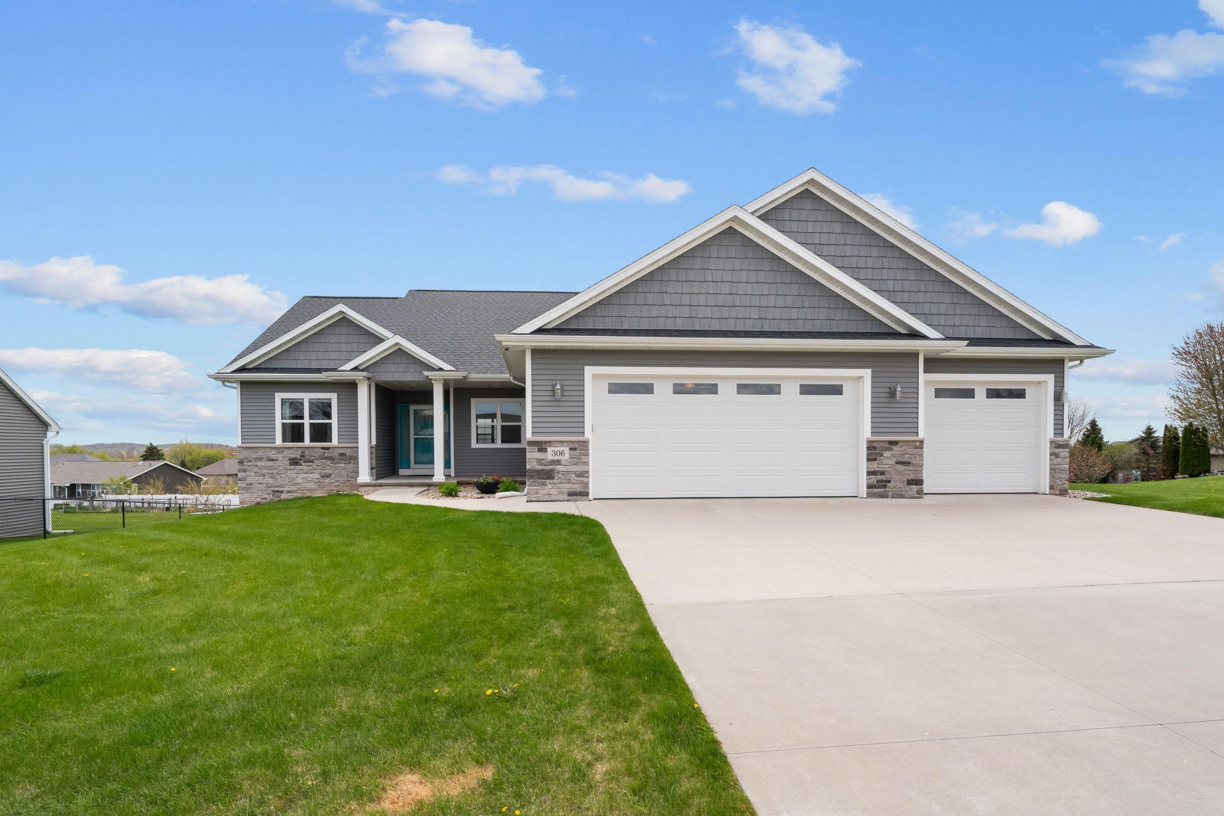 306 ASHTIN Way