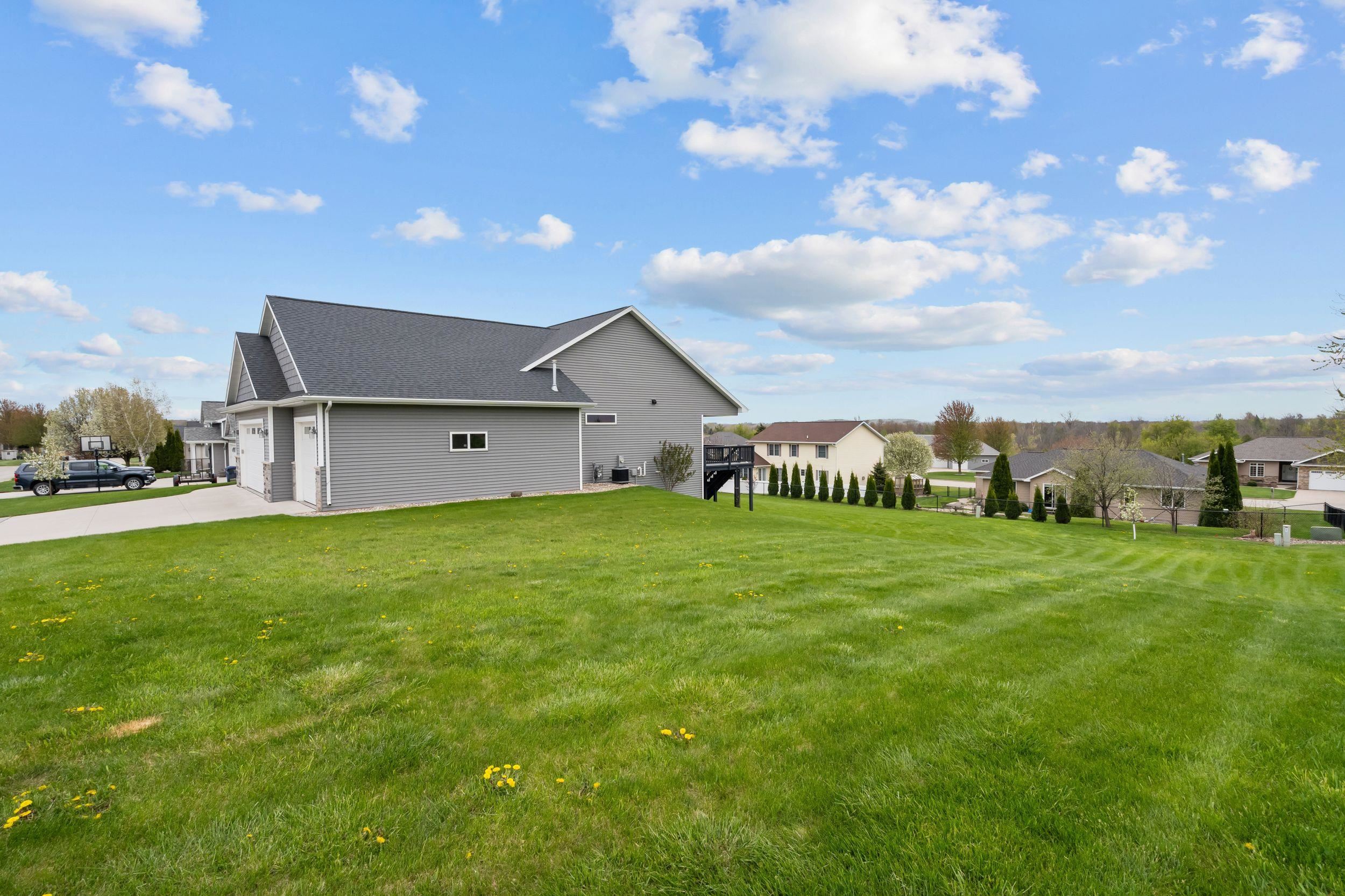 306 ASHTIN Way