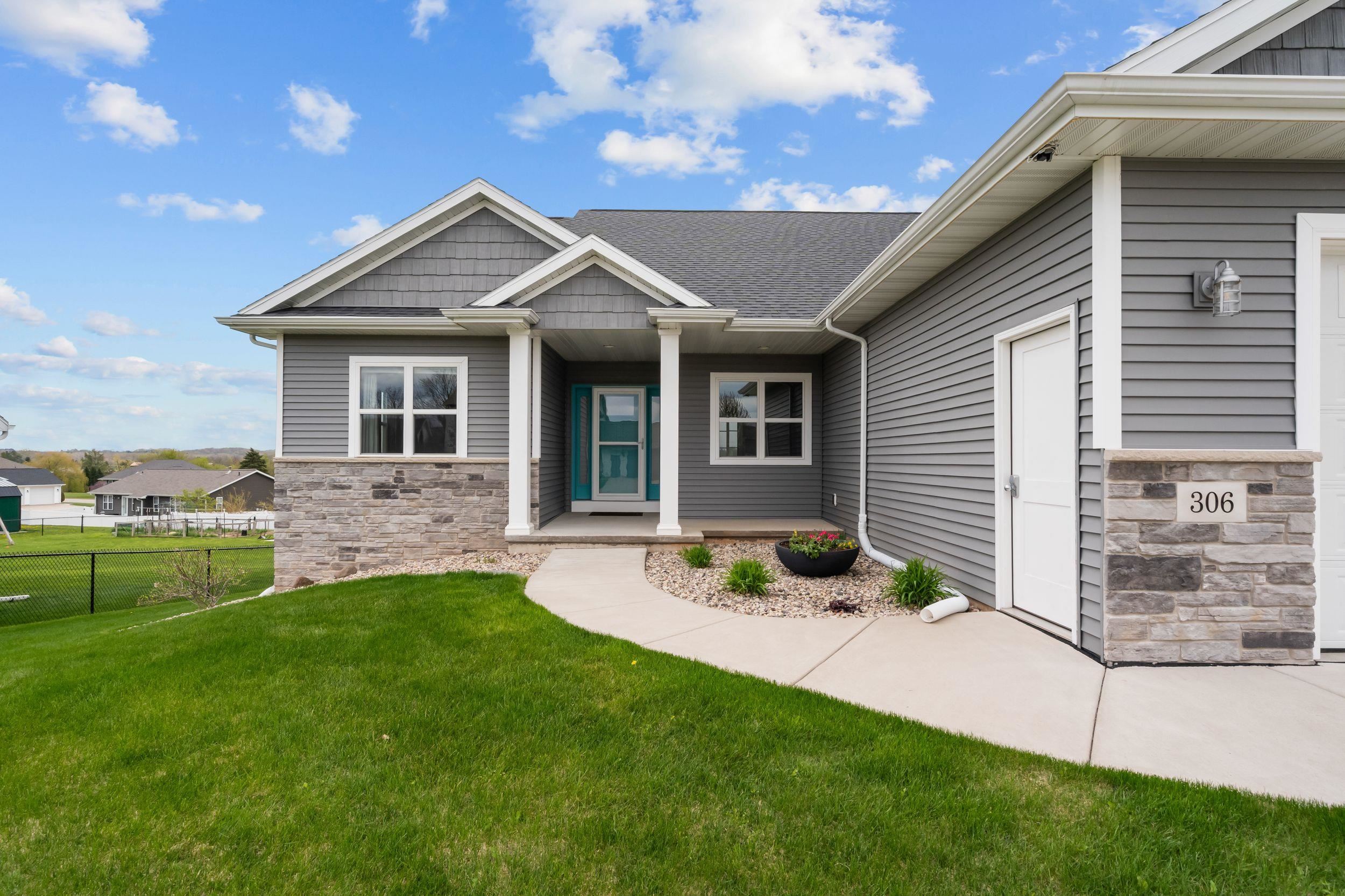 306 ASHTIN Way