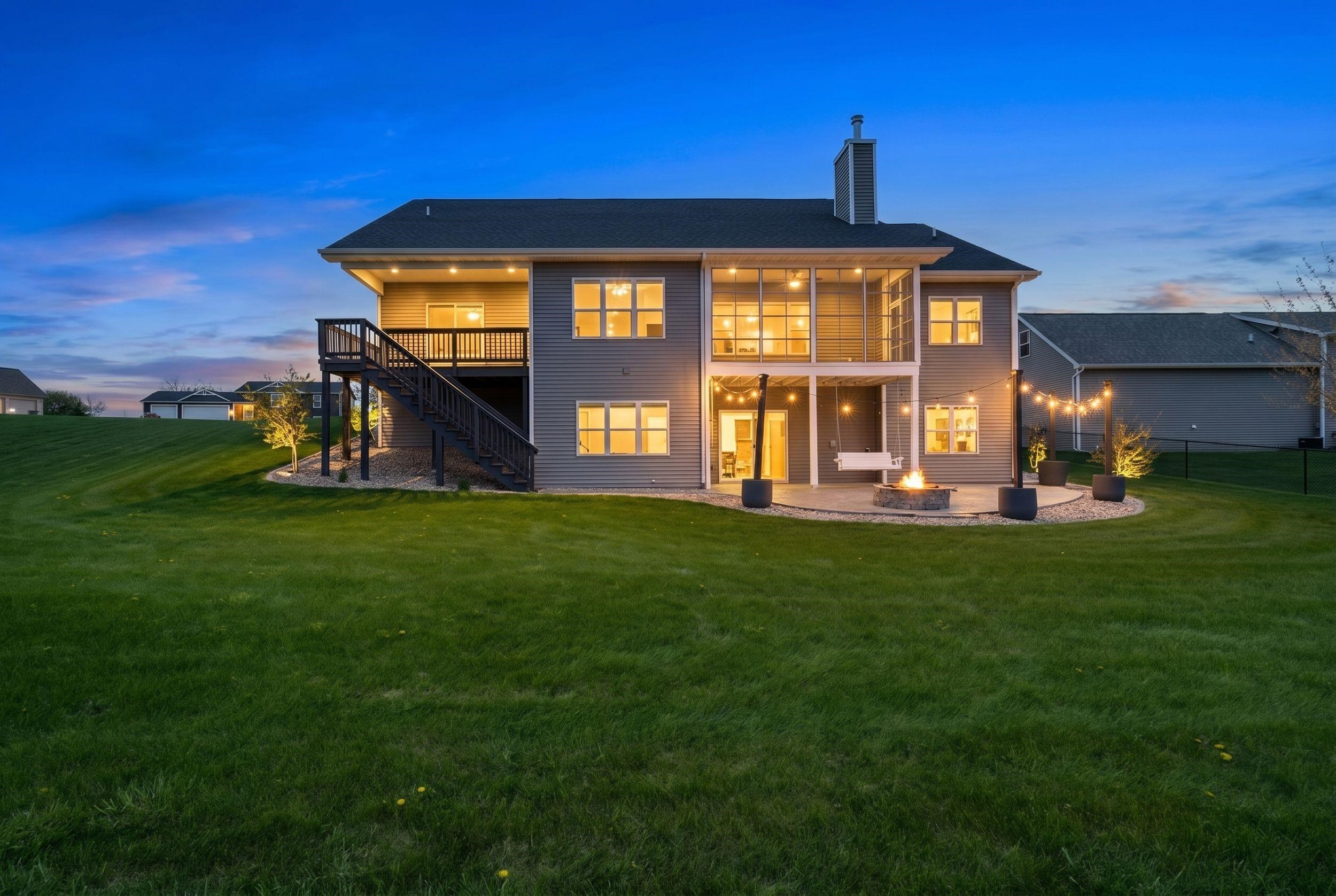 306 ASHTIN Way