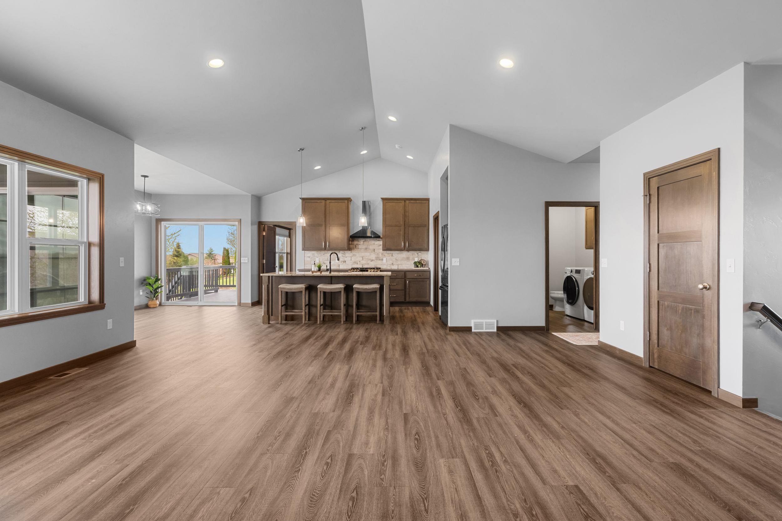 306 ASHTIN Way