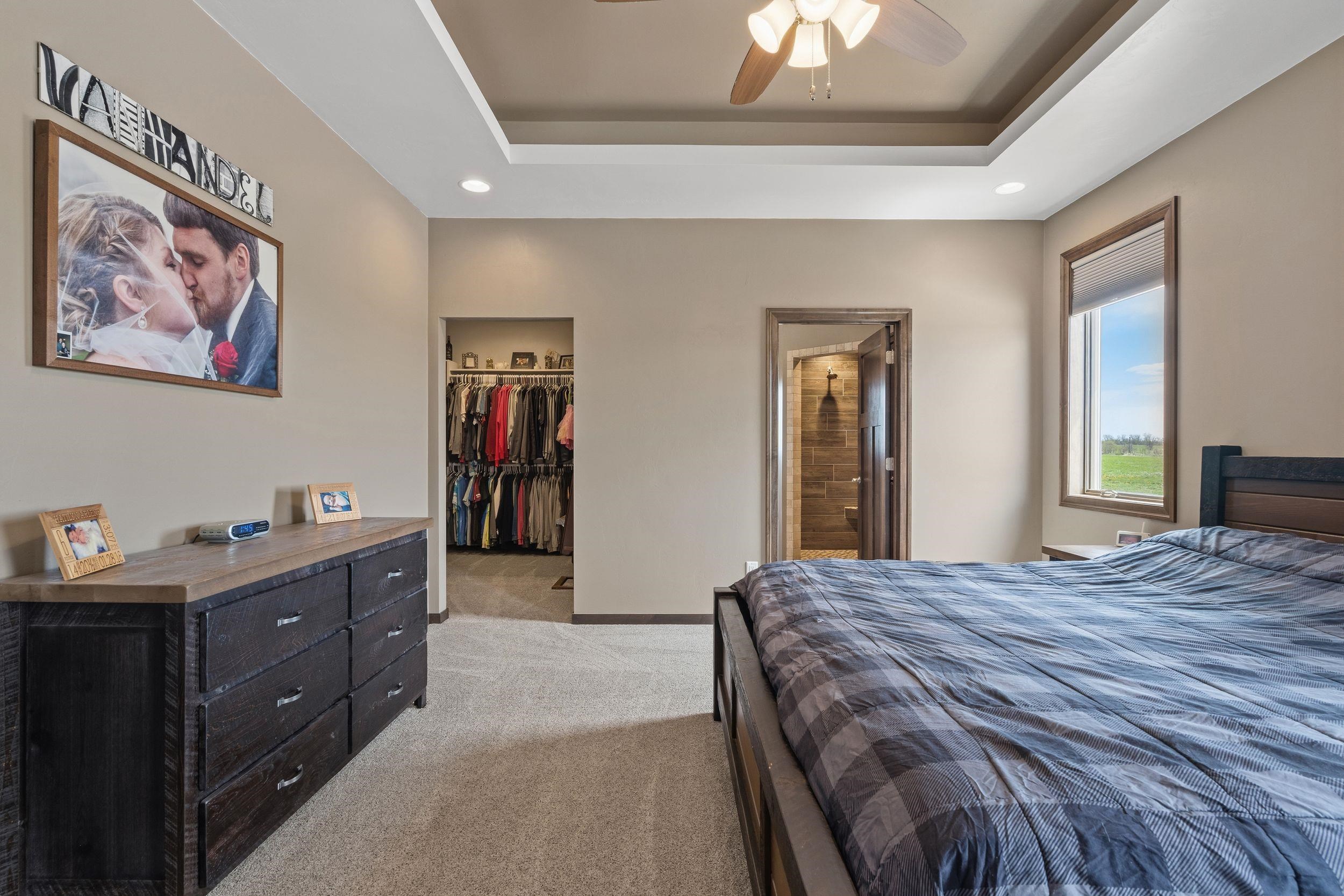 932 MEADOWLARK Road