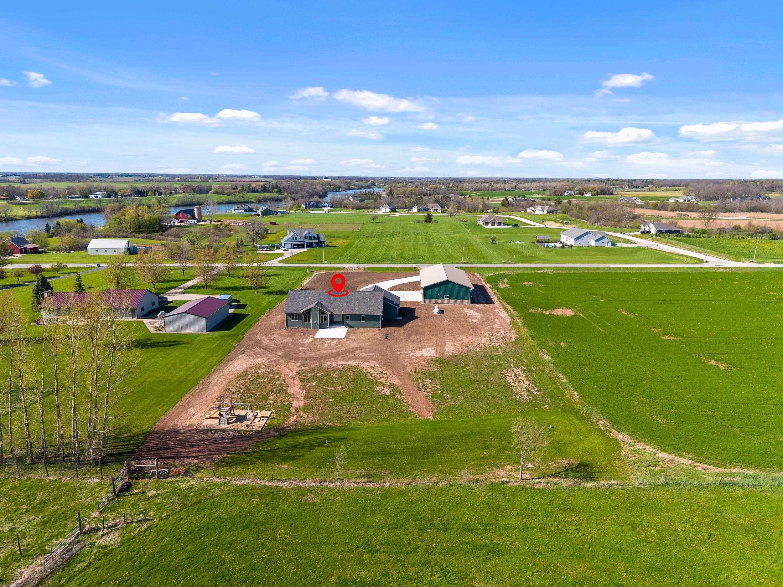 932 MEADOWLARK Road