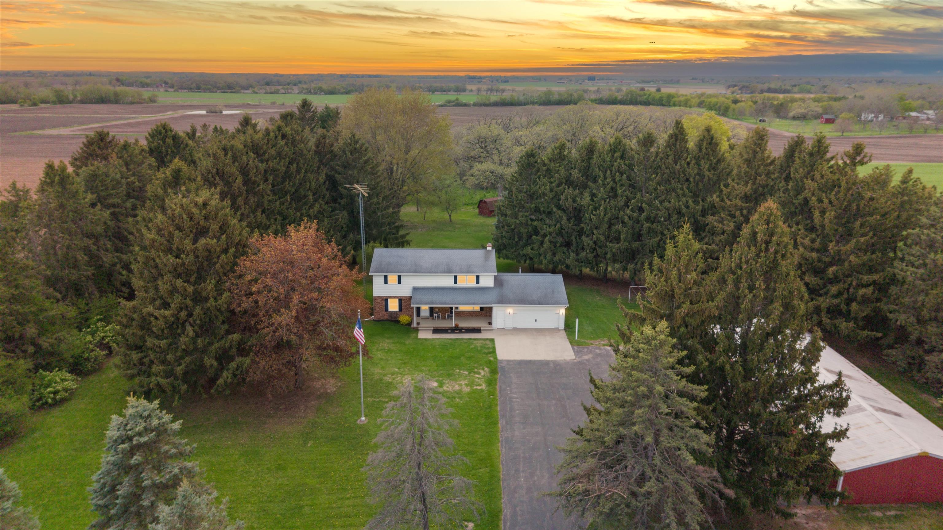 6911 FAHLEY Road