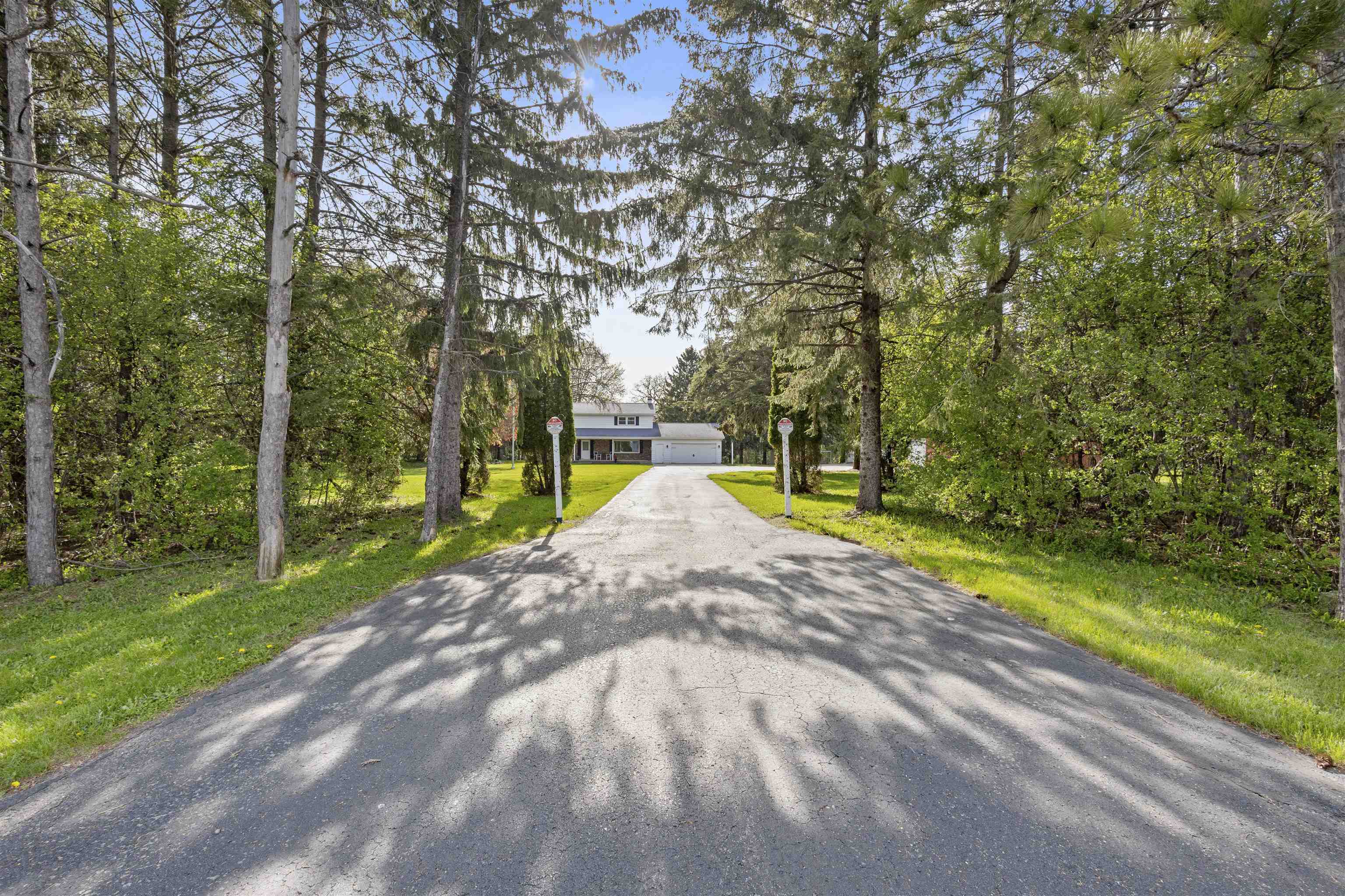 6911 FAHLEY Road