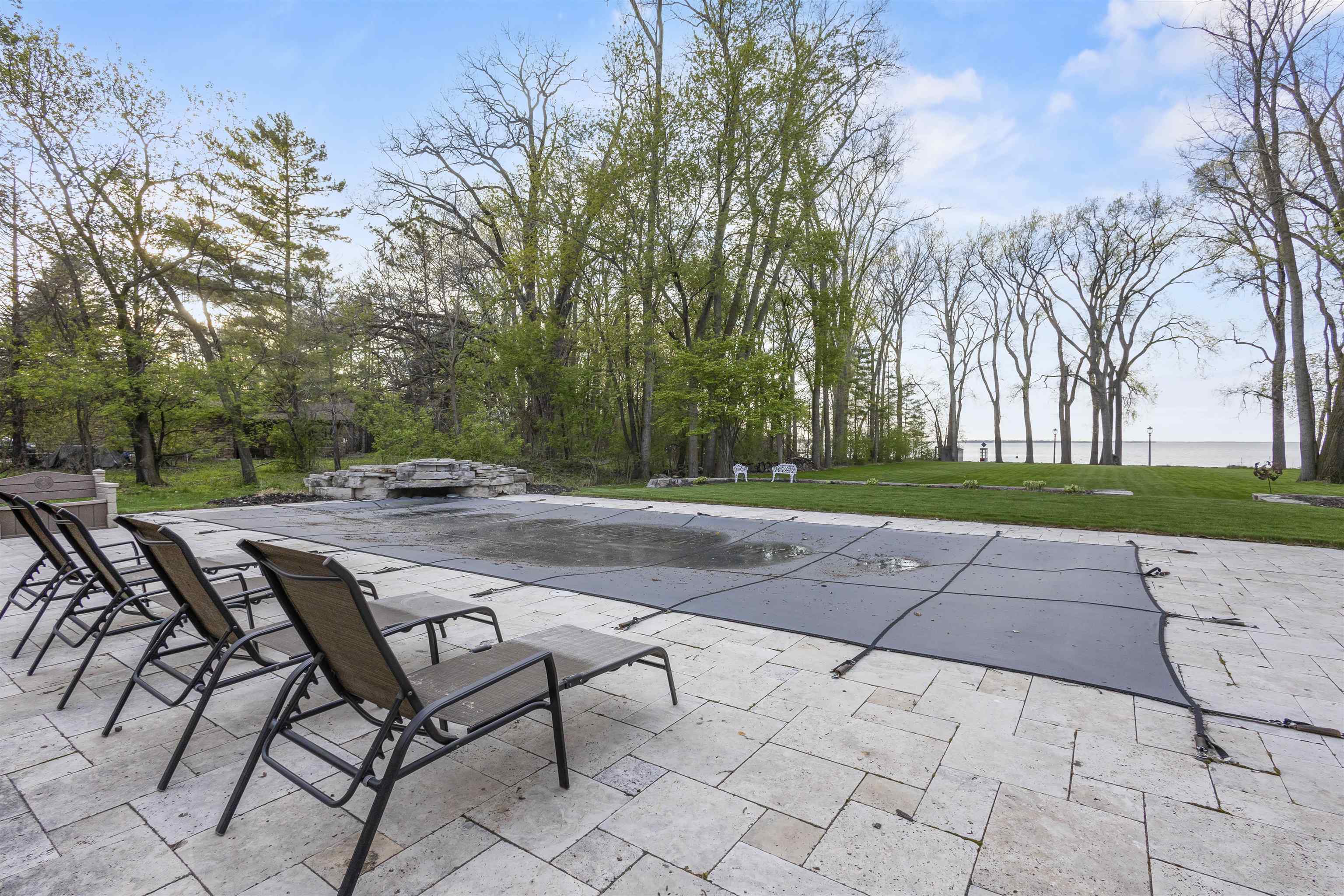 5100 STREICH Lane