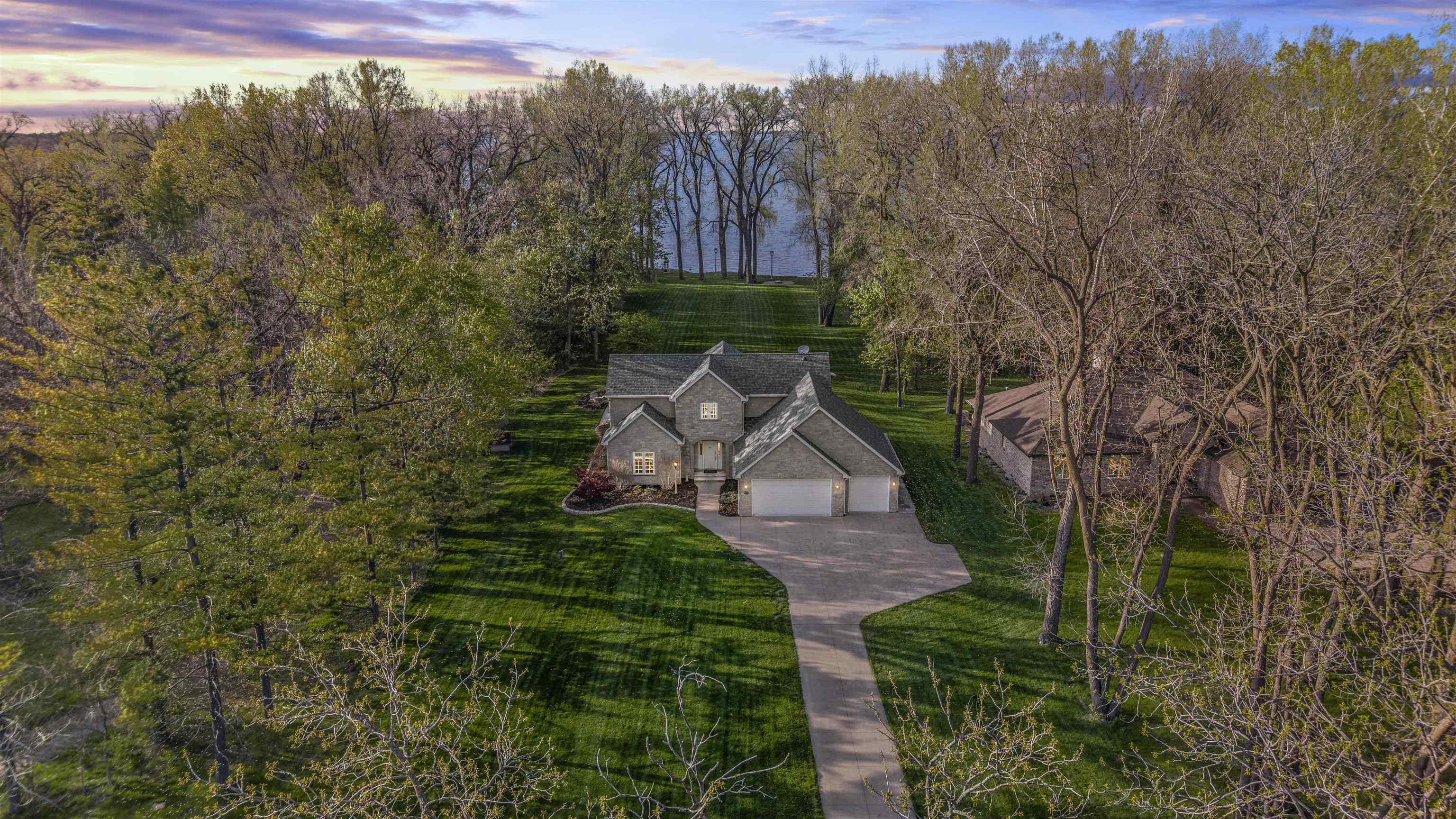 5100 STREICH Lane
