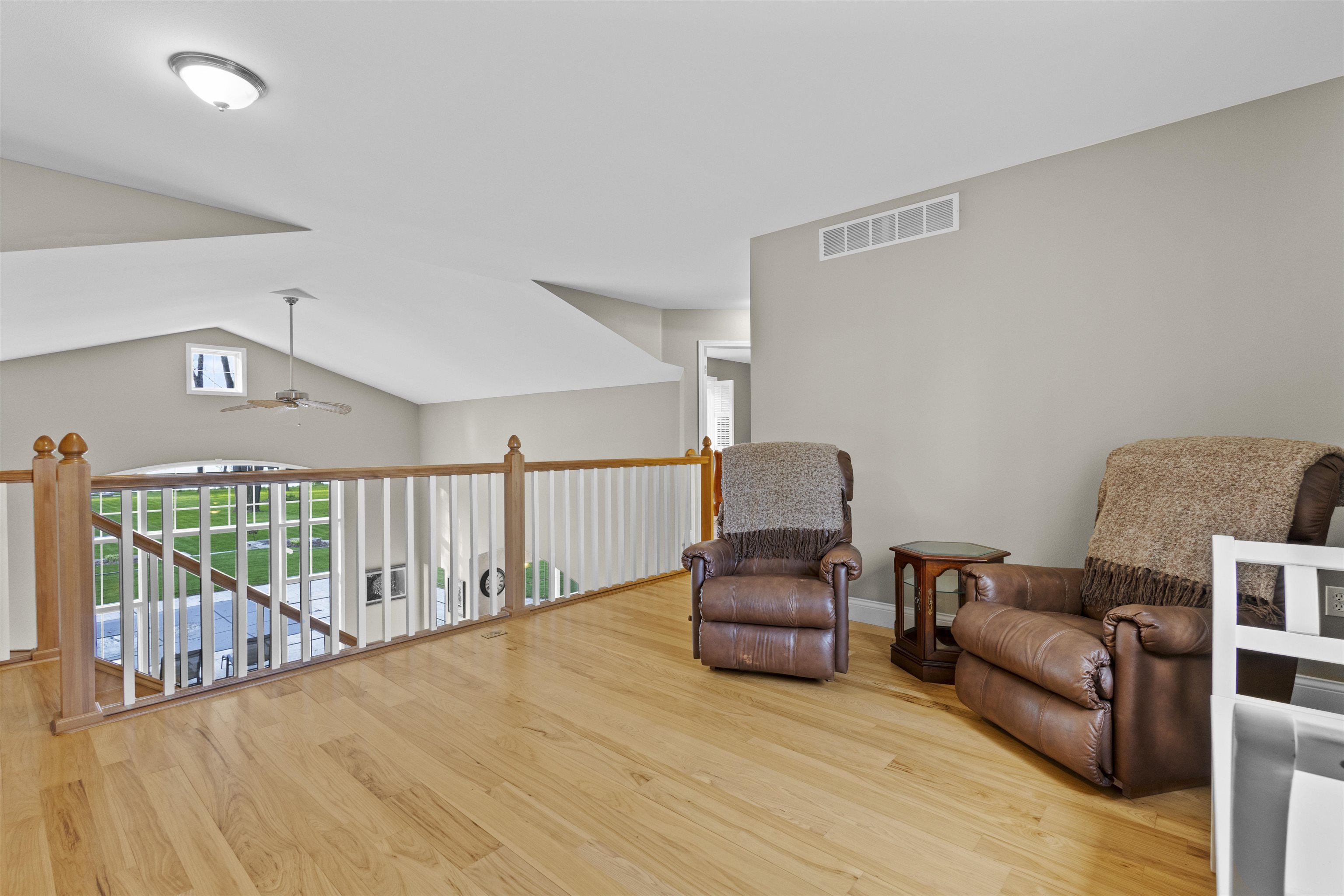 5100 STREICH Lane