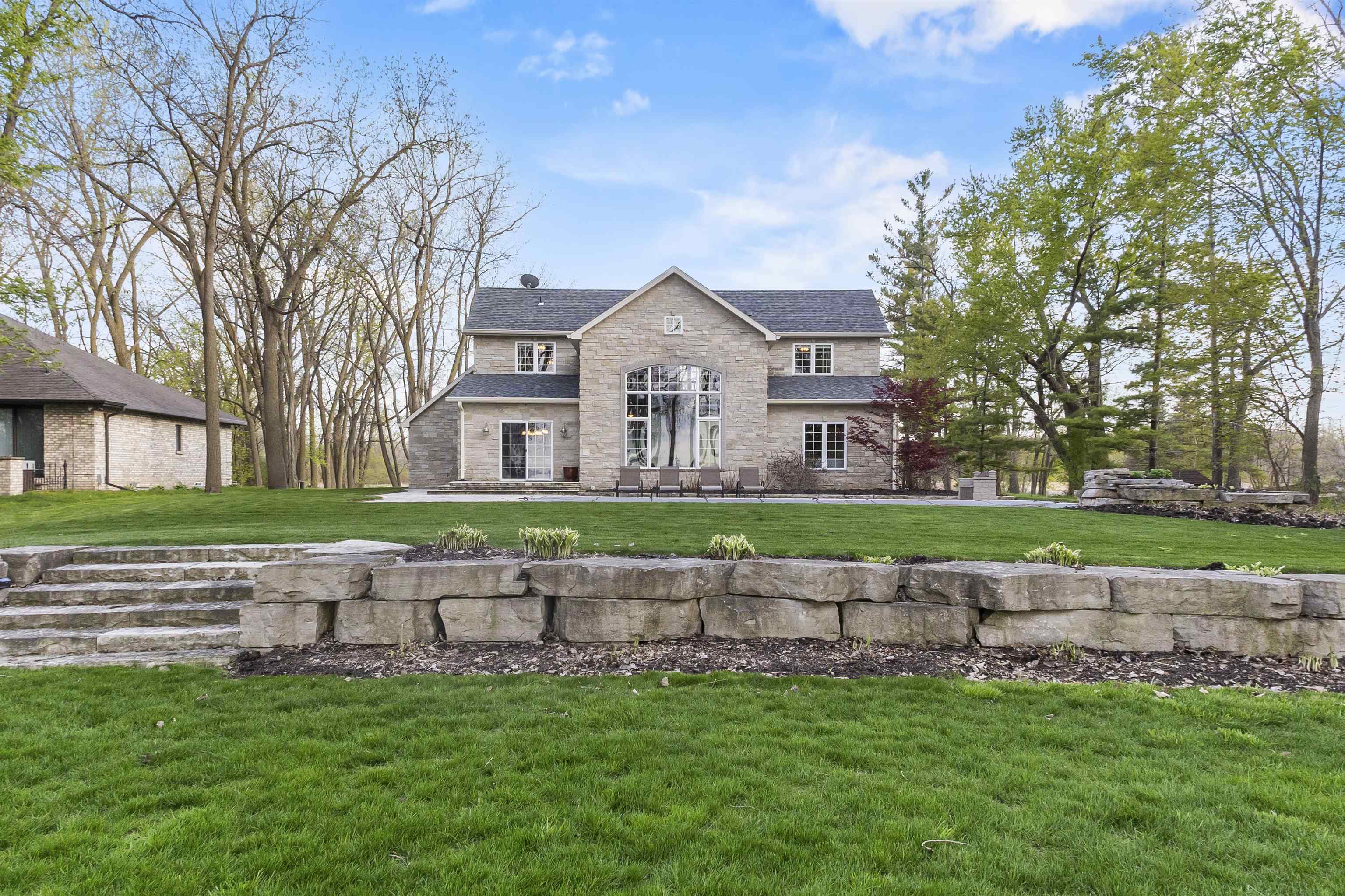 5100 STREICH Lane