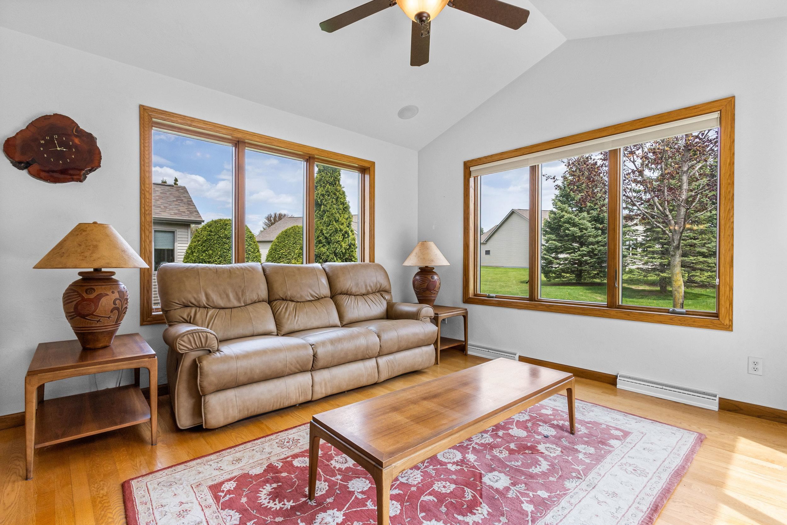 36 PENBROOK Circle
