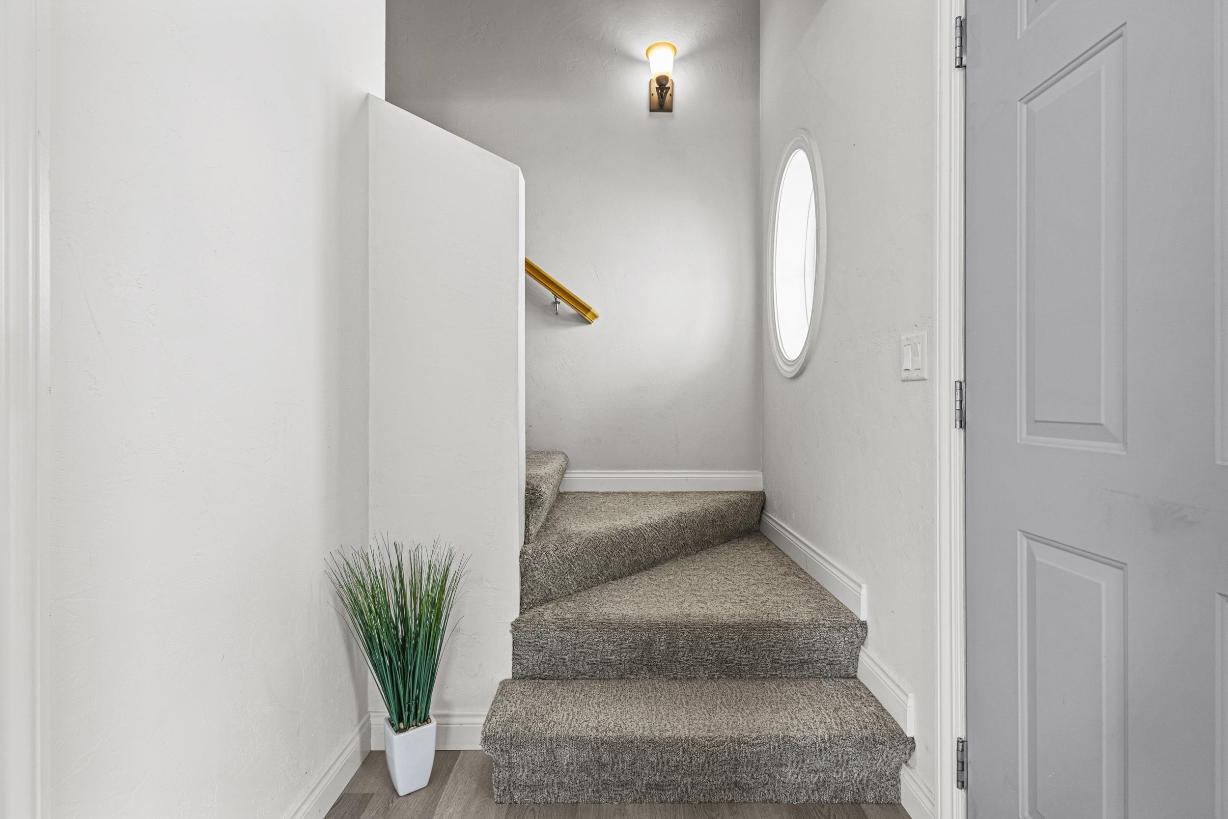 268 FORT Drive