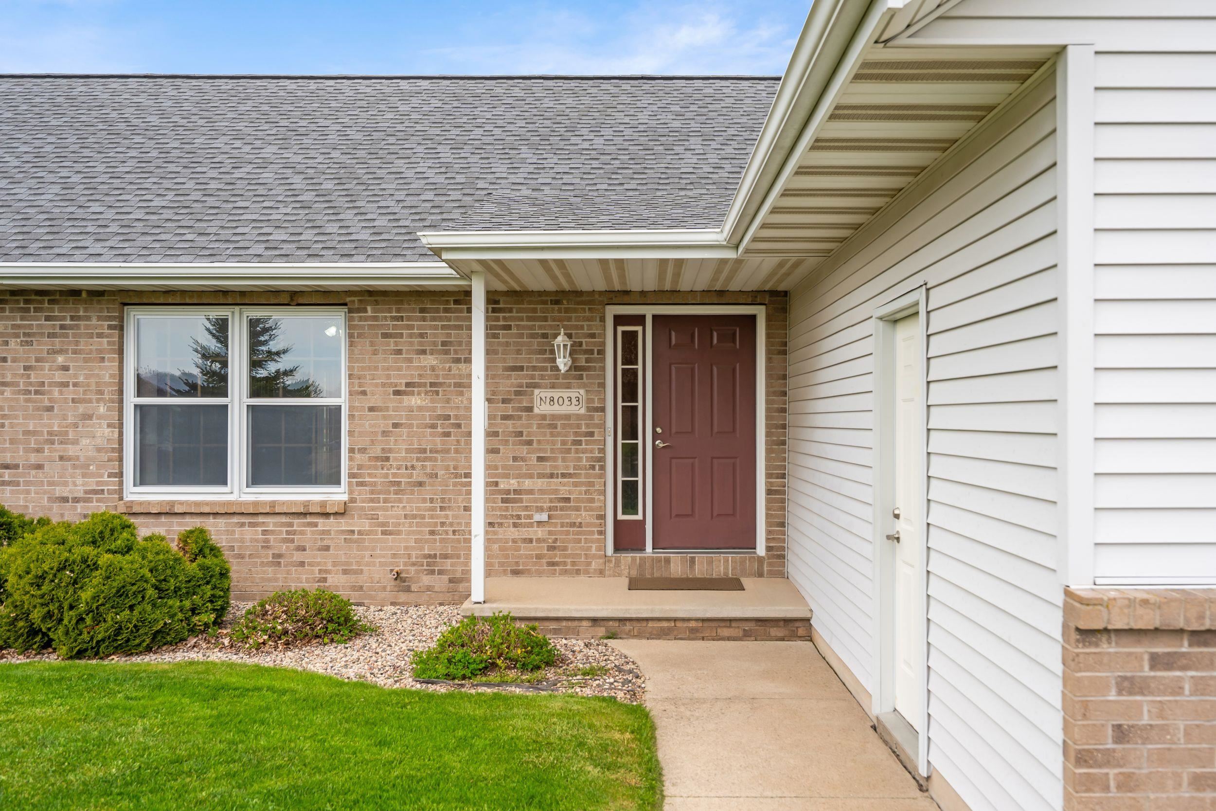 N8033 LAKE BREEZE Drive