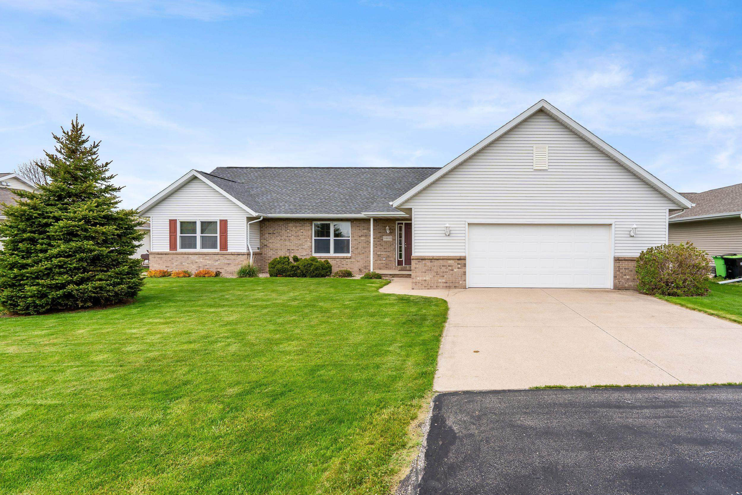 N8033 LAKE BREEZE Drive