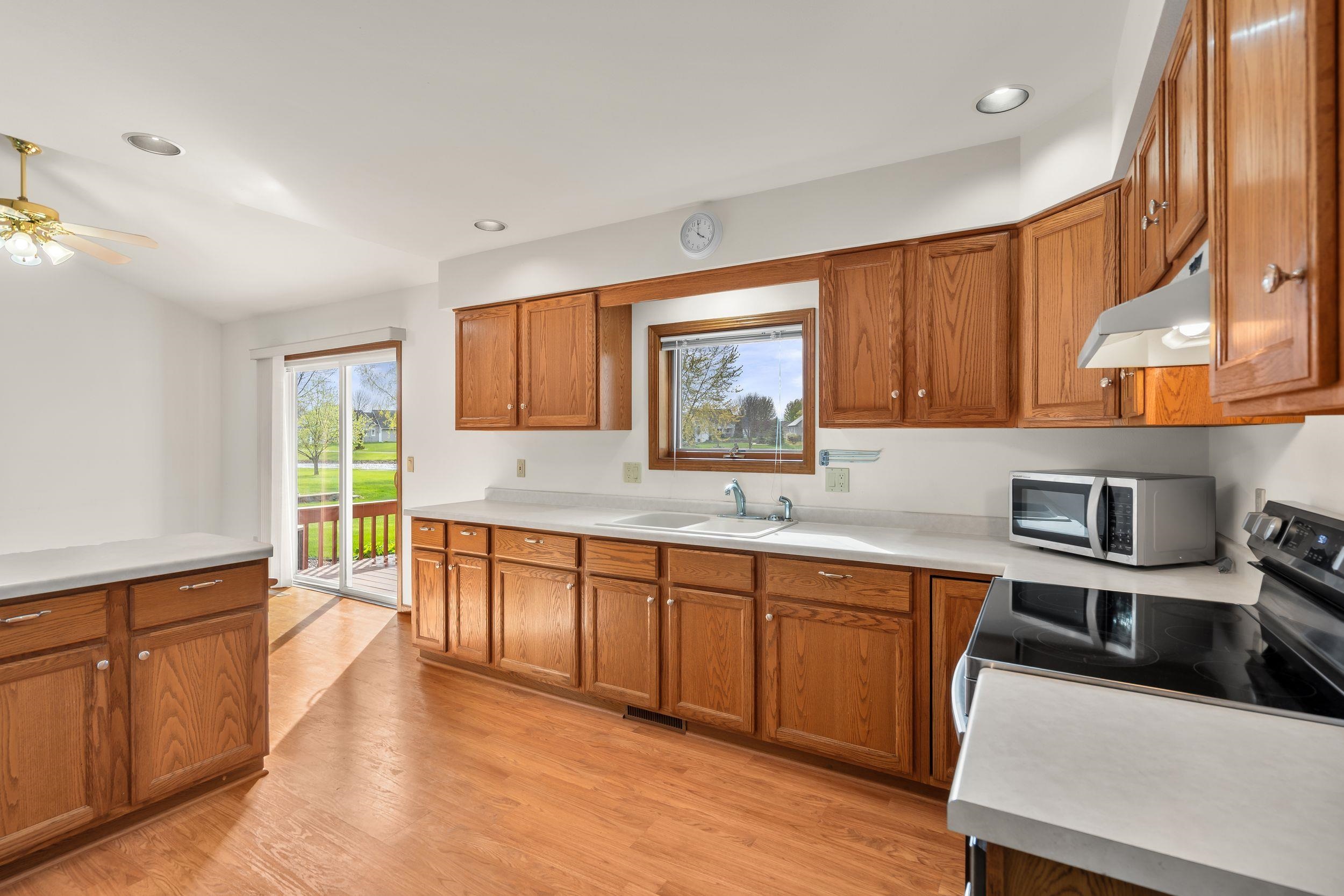 N8033 LAKE BREEZE Drive
