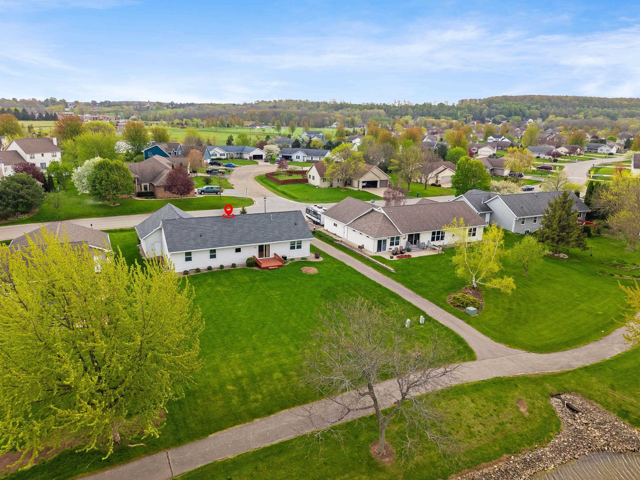N8033 LAKE BREEZE Drive