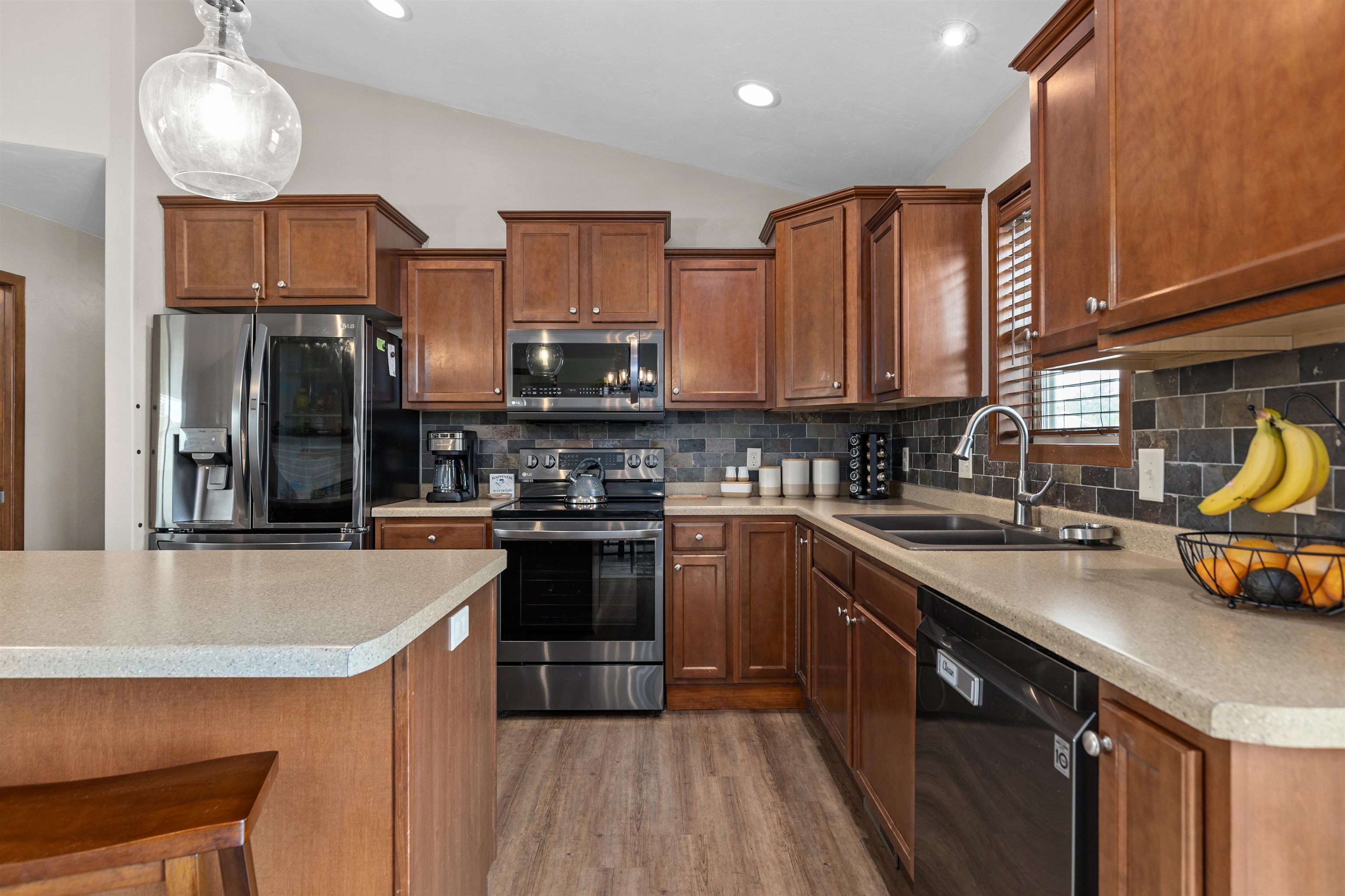 W6220 SHERWOOD POINT Court