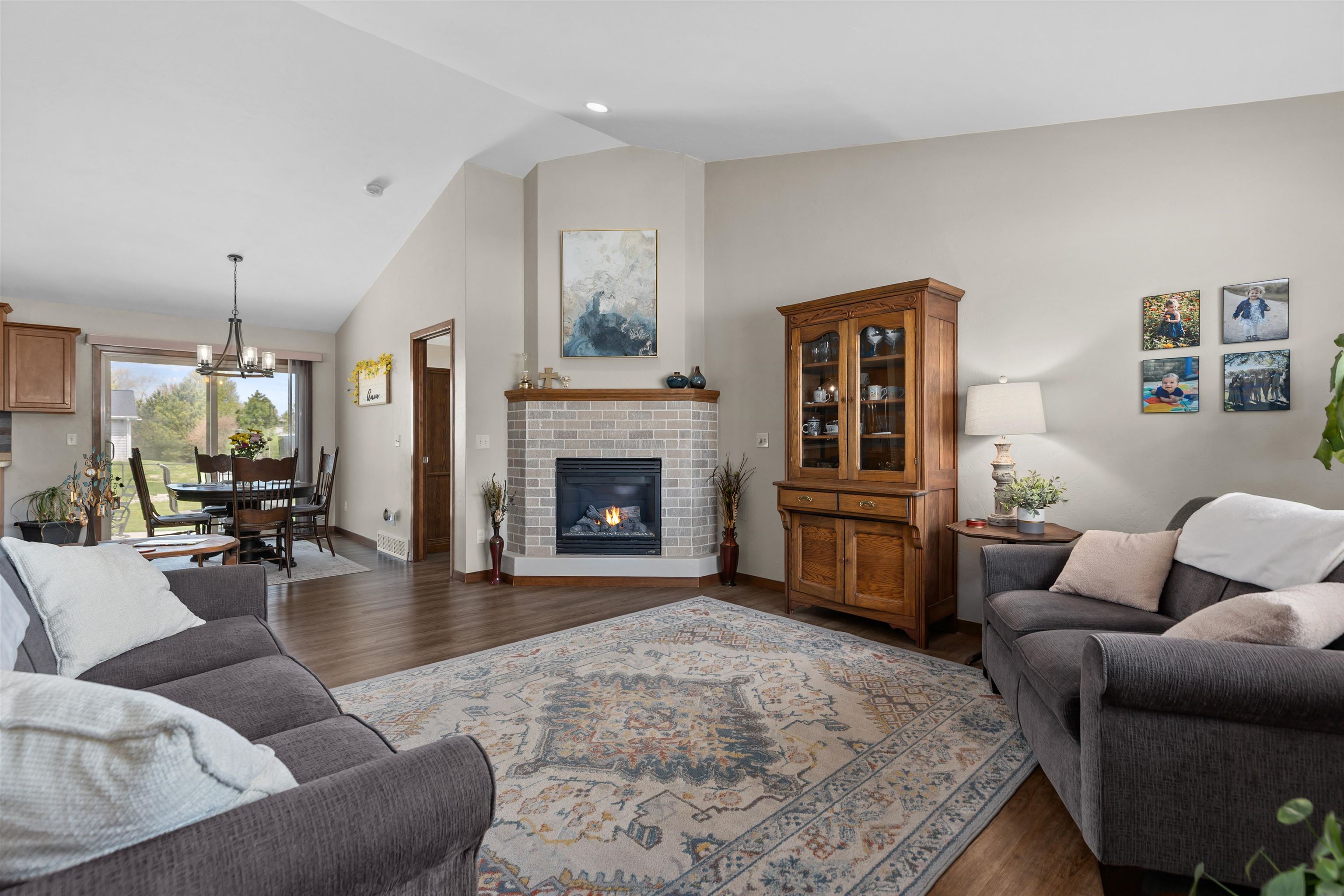 W6220 SHERWOOD POINT Court
