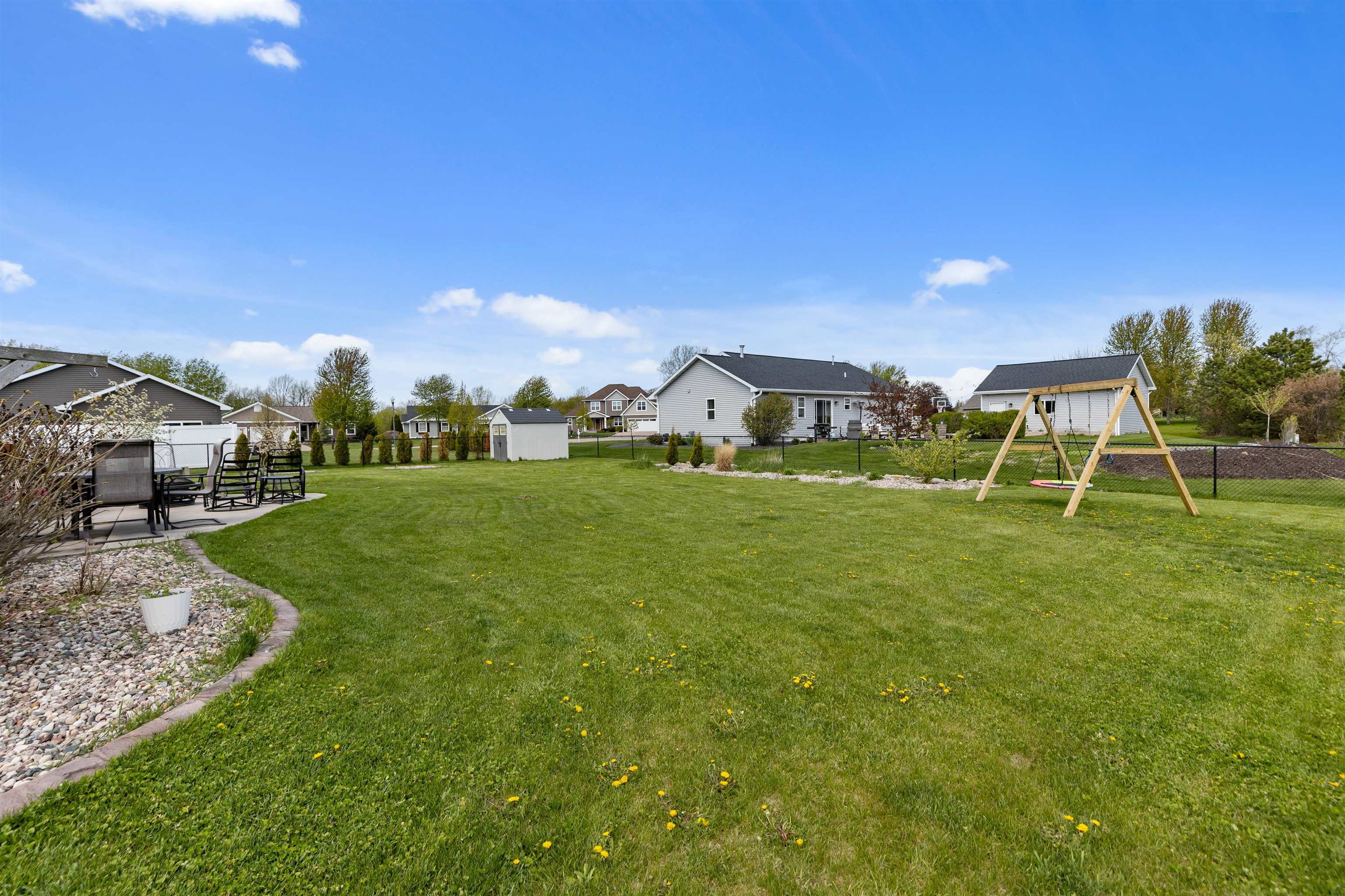 W6220 SHERWOOD POINT Court