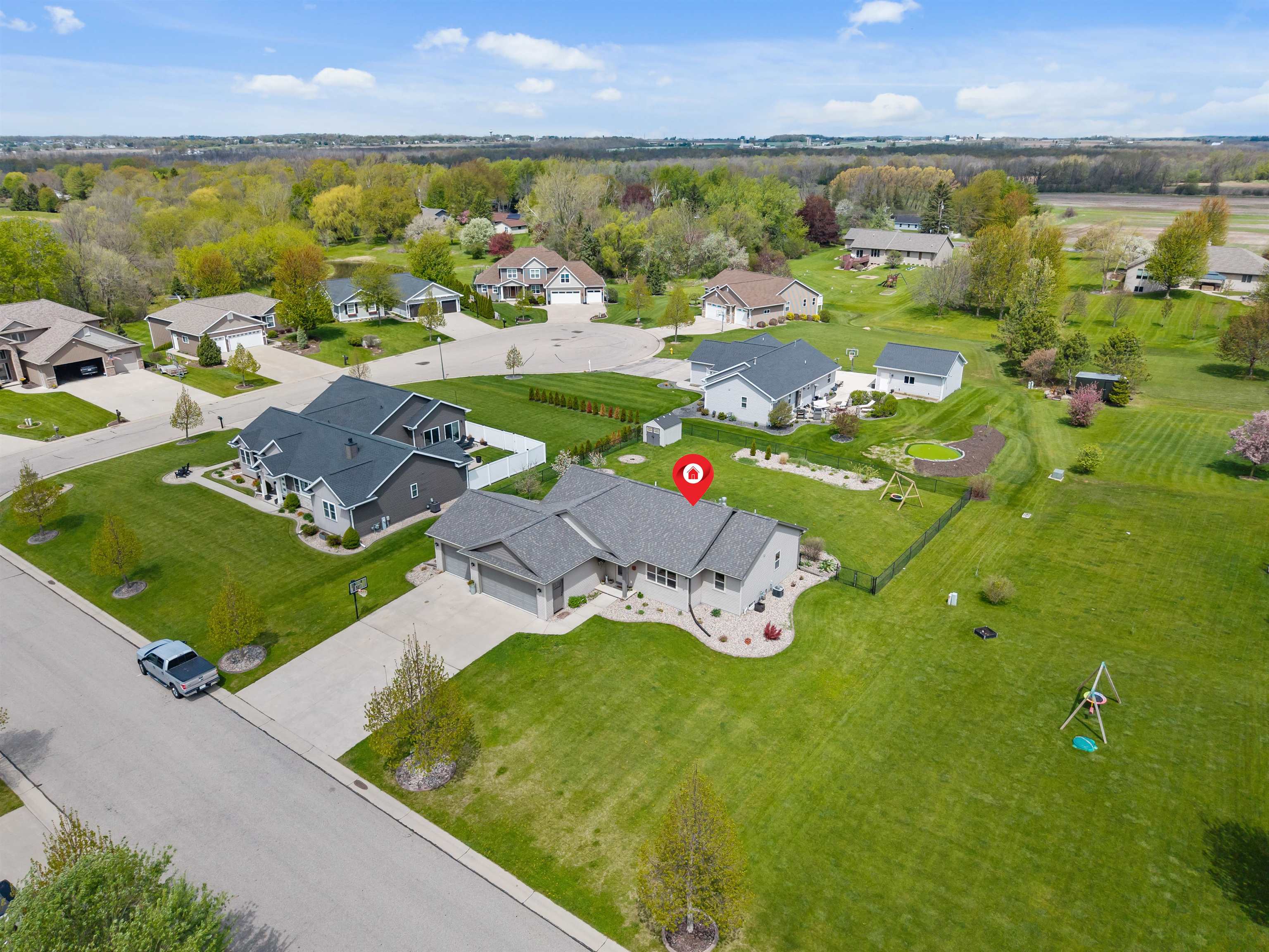 W6220 SHERWOOD POINT Court