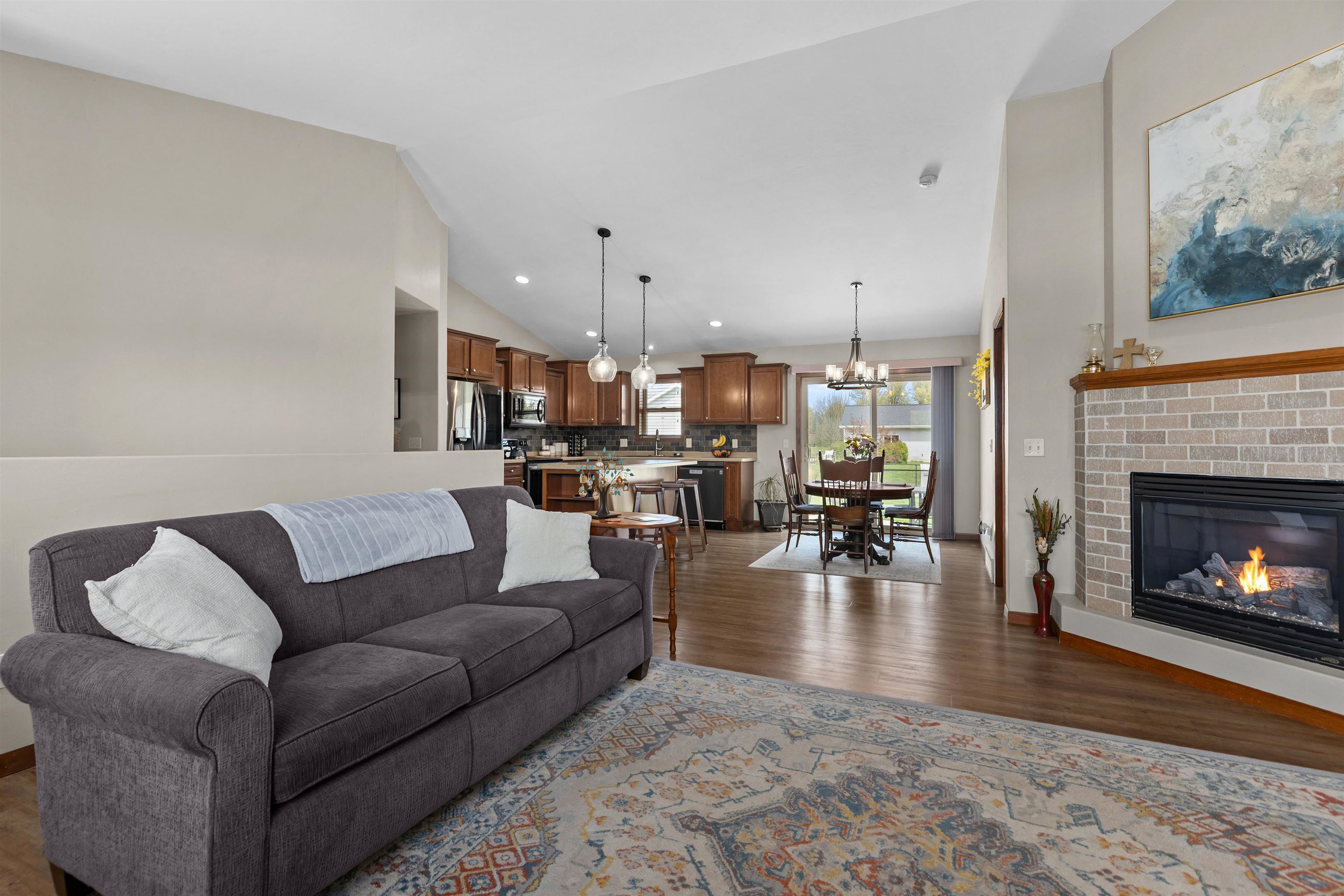 W6220 SHERWOOD POINT Court