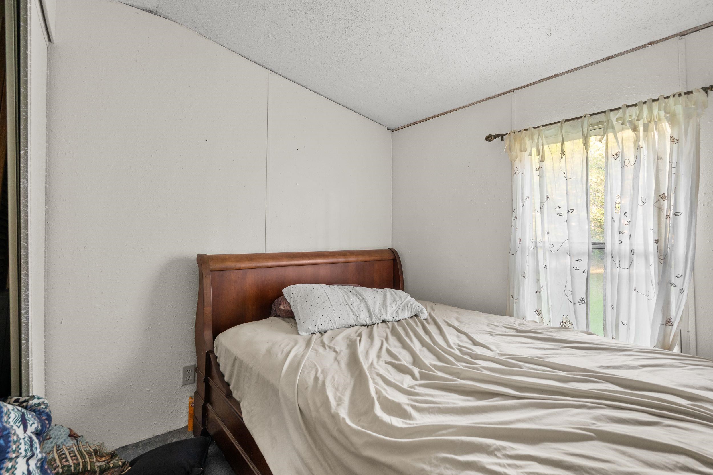 3011 11TH Drive