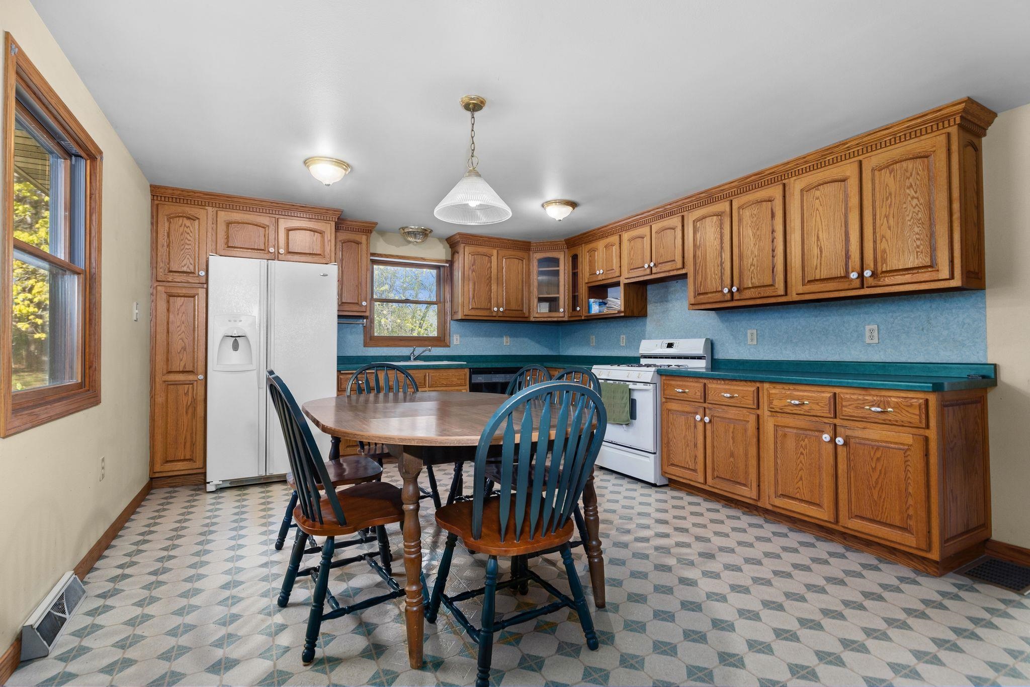 W3224 COUNTY ROAD H