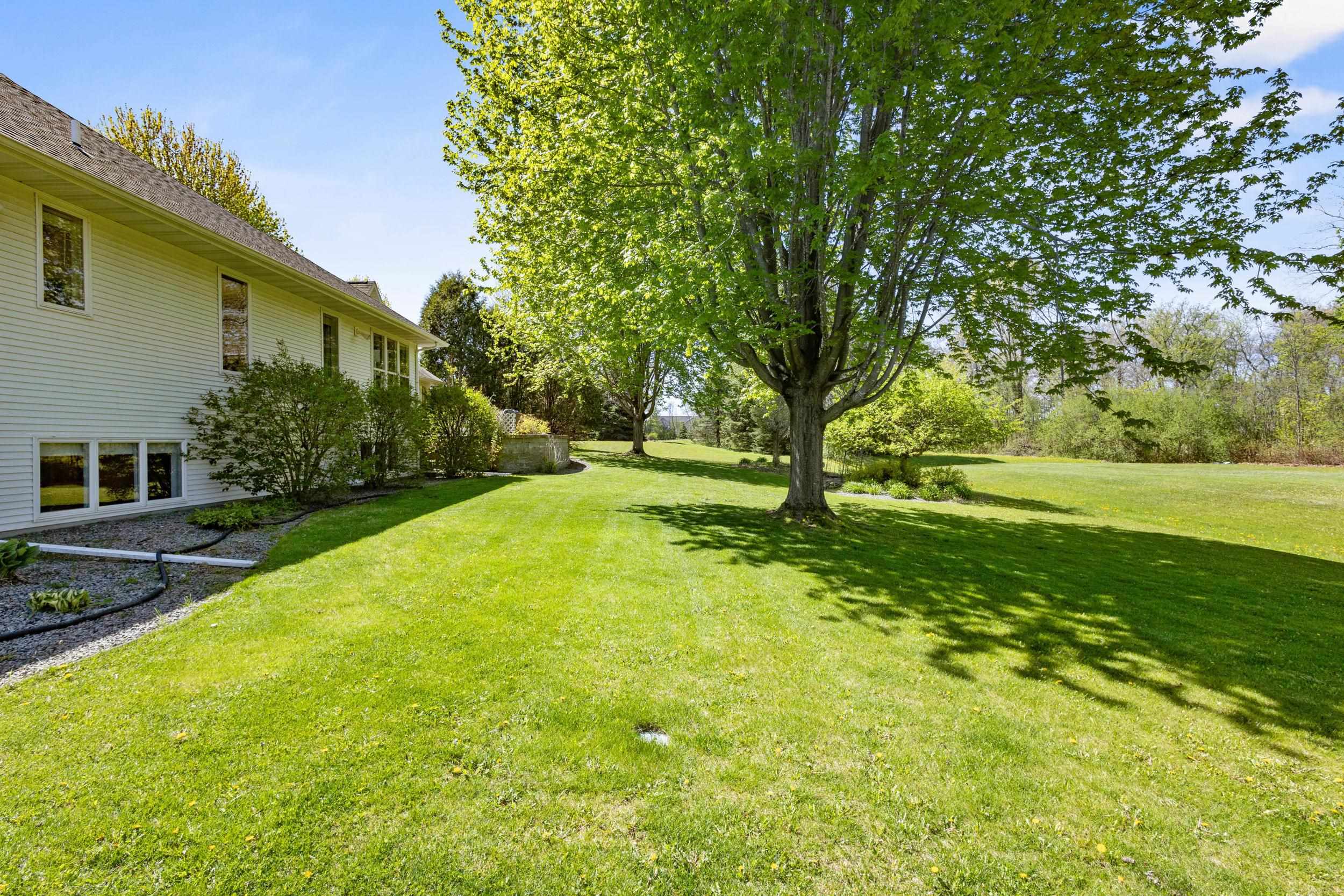 8045 SAQUARO Court
