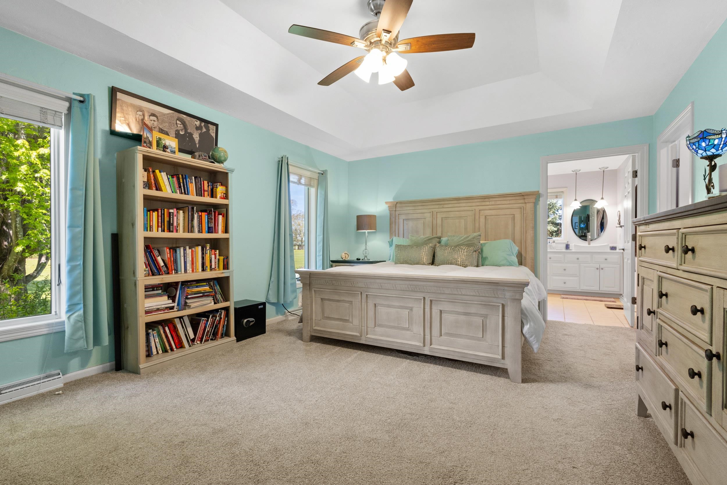 8045 SAQUARO Court