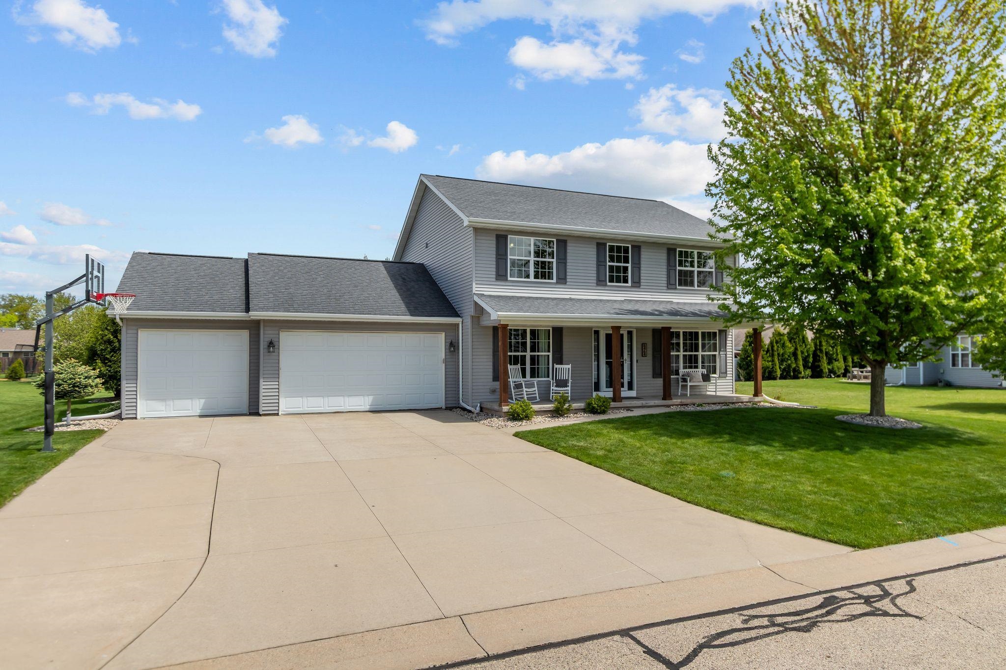 W6464 CHERRYBARK Circle