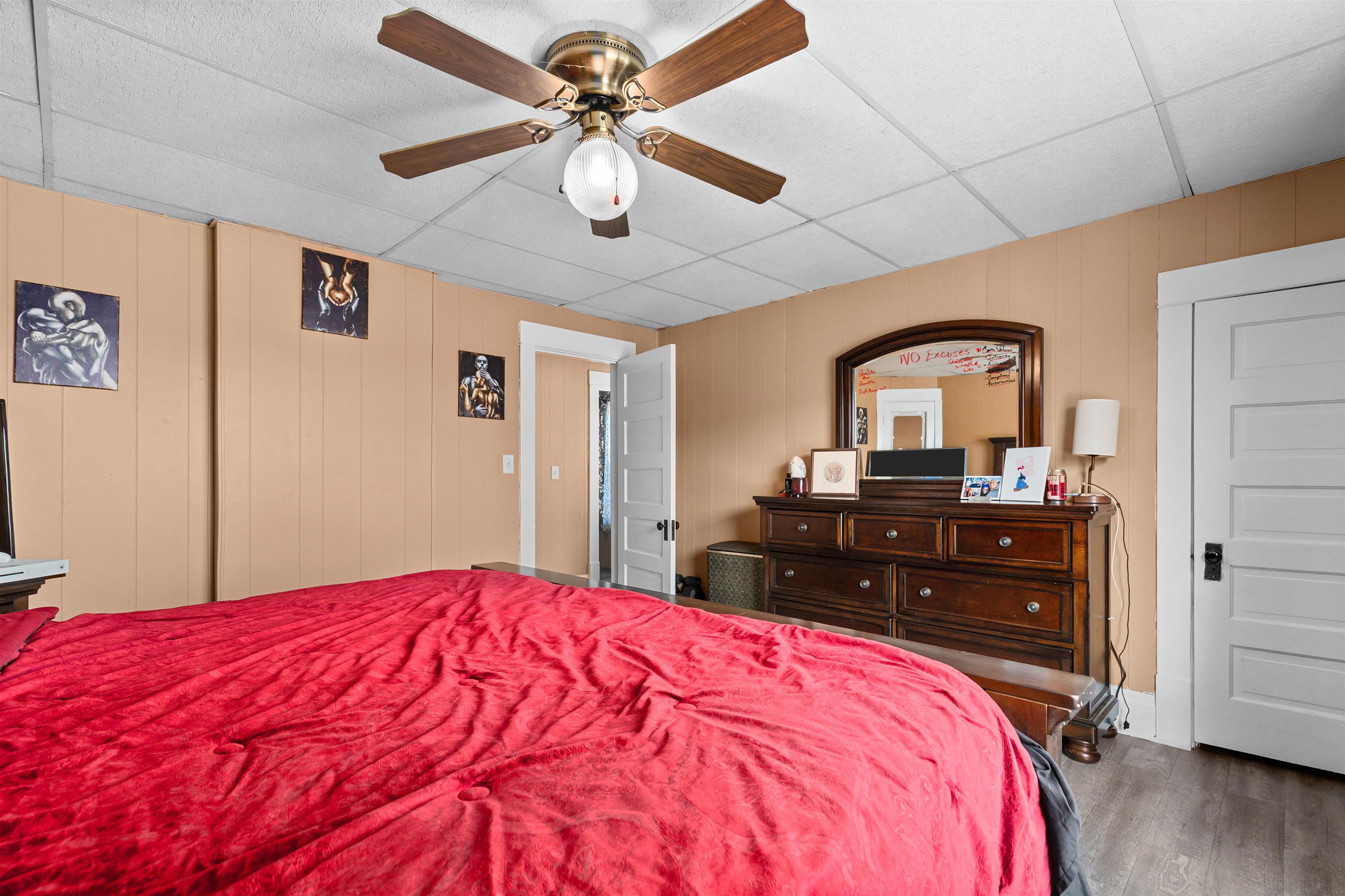 242 W 14TH Avenue