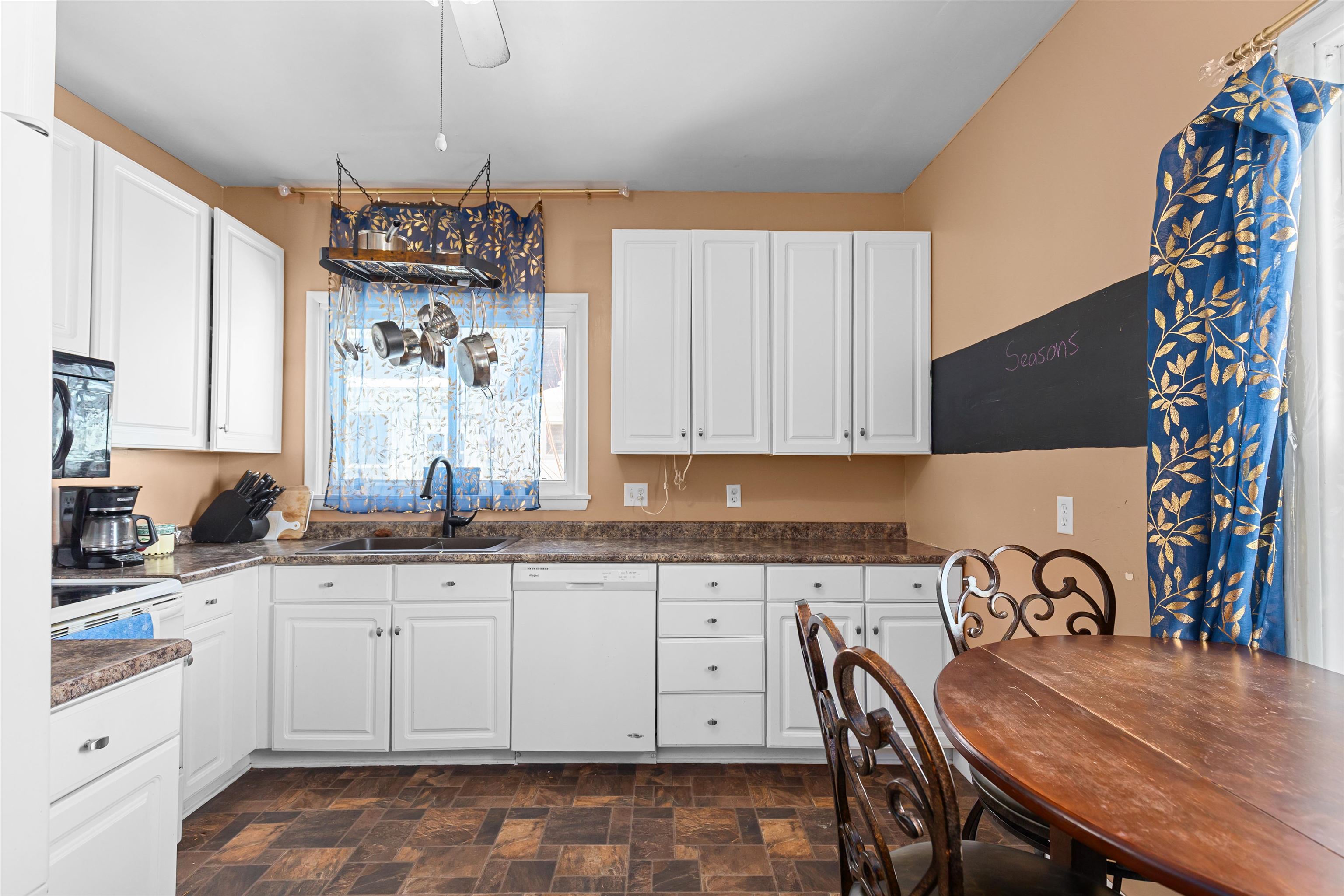 242 W 14TH Avenue