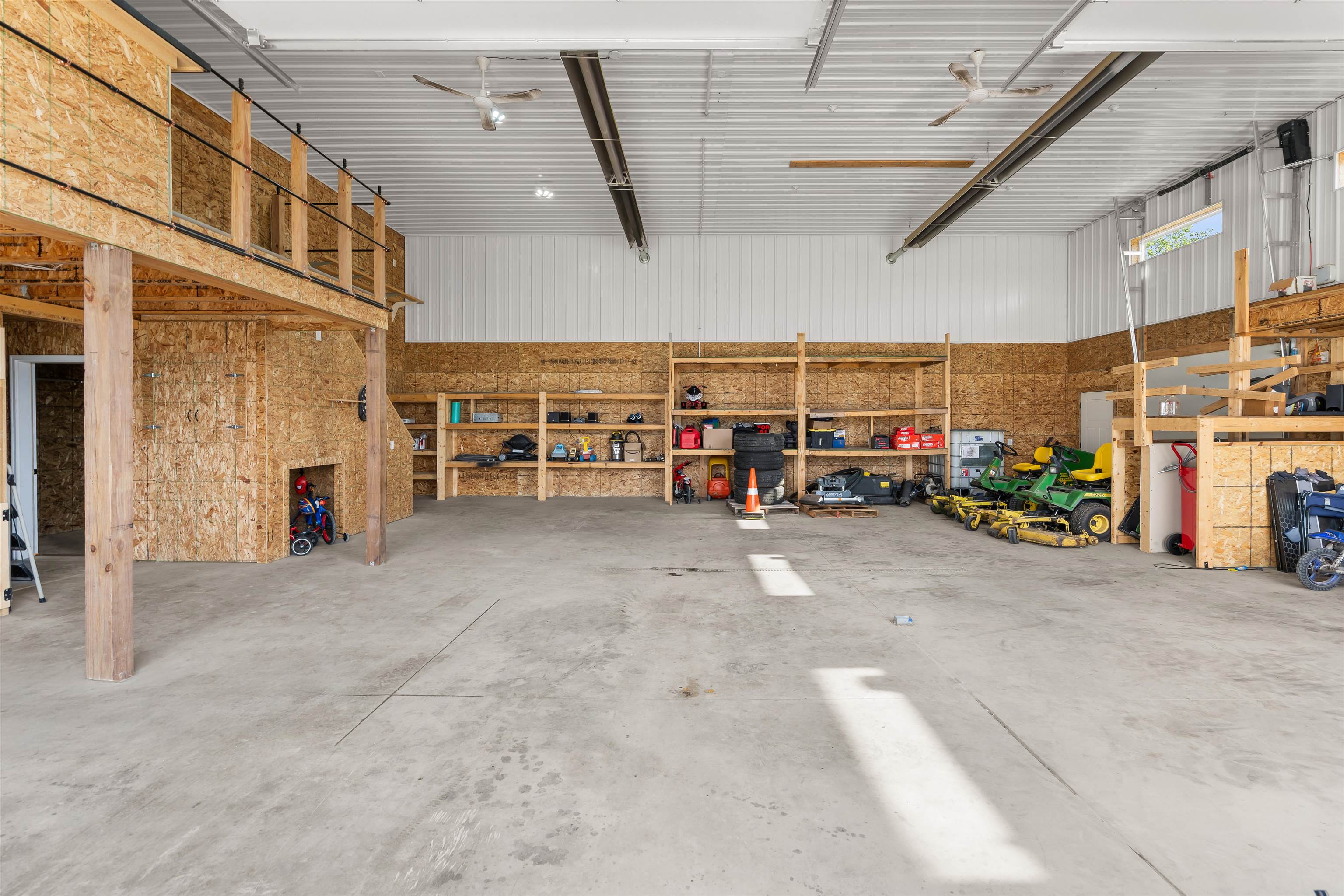 1254 S OVERLAND Road