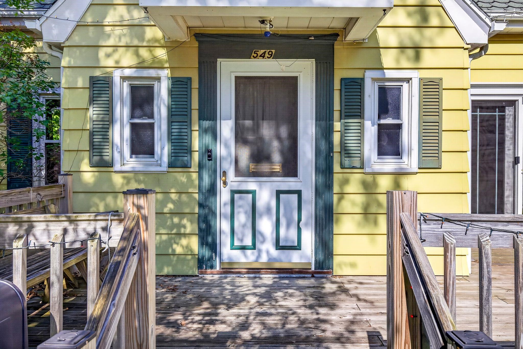 549 N LINWOOD Avenue