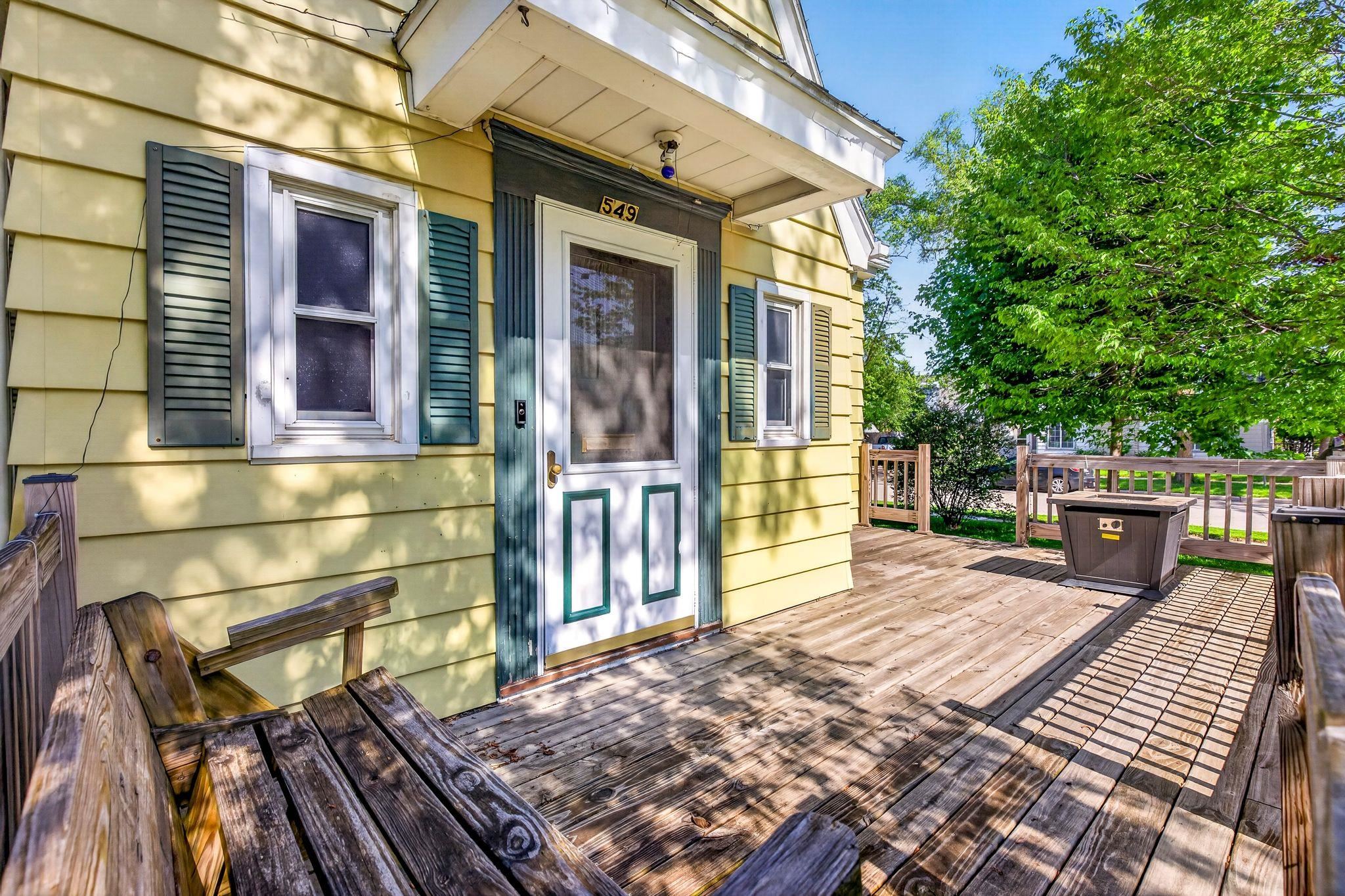549 N LINWOOD Avenue