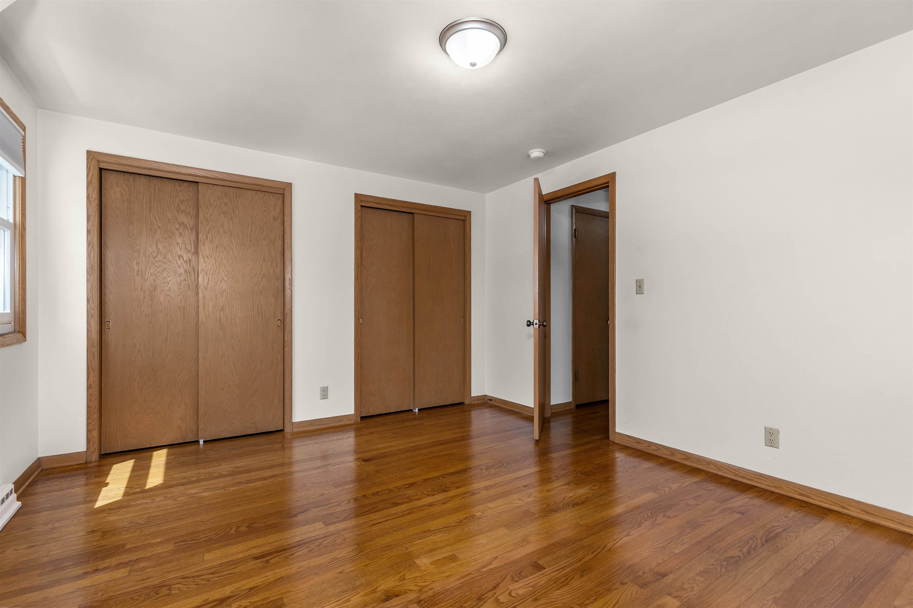 2714 N ELMWOOD Court