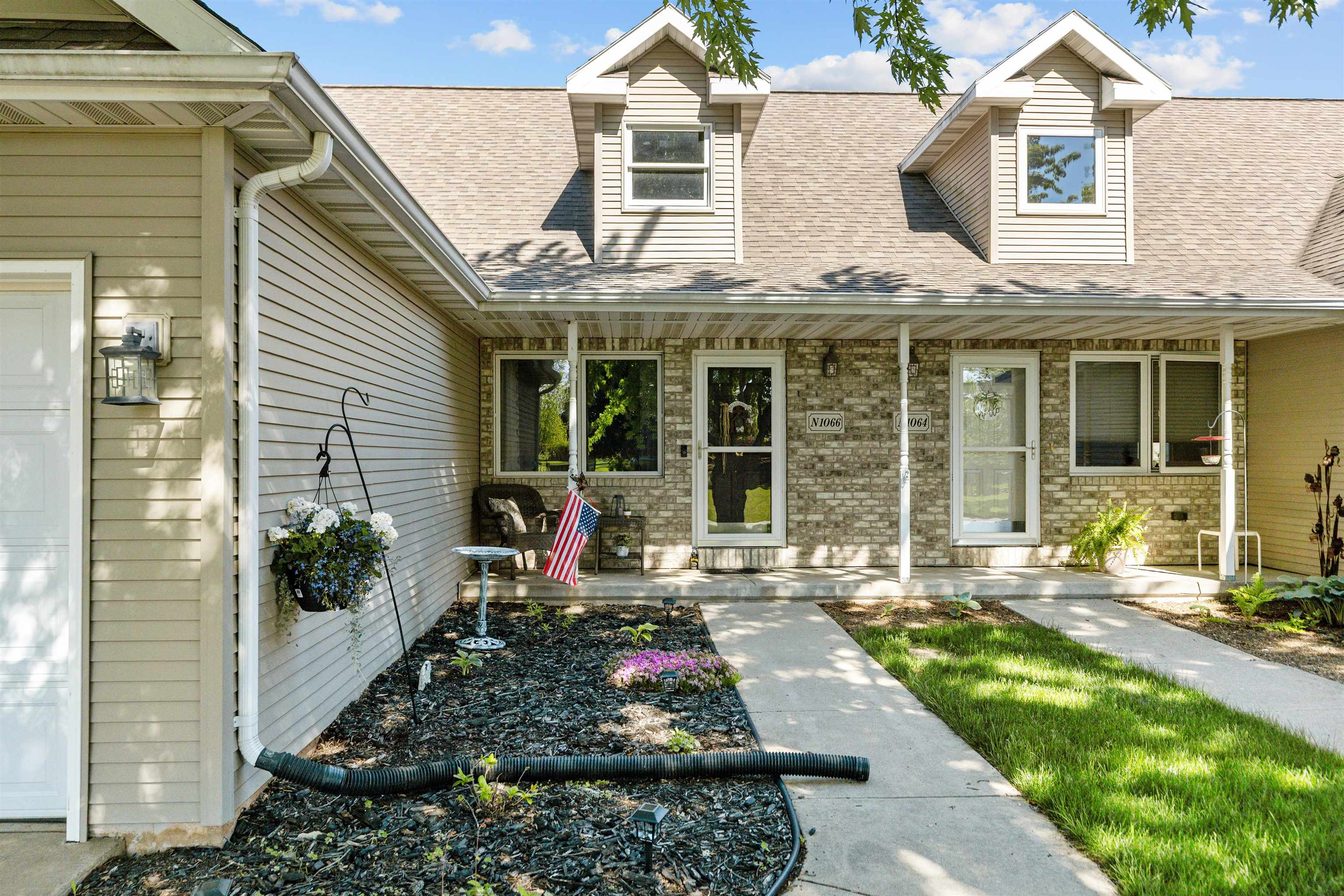 N1006 VANDER MAAZEN Drive