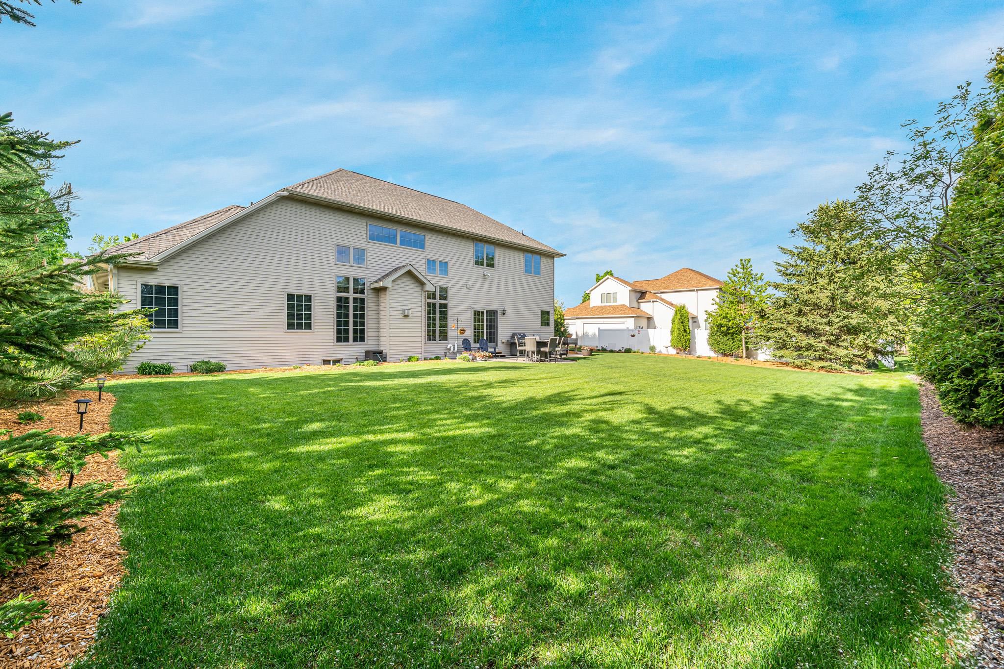 309 E STRATFORD Lane