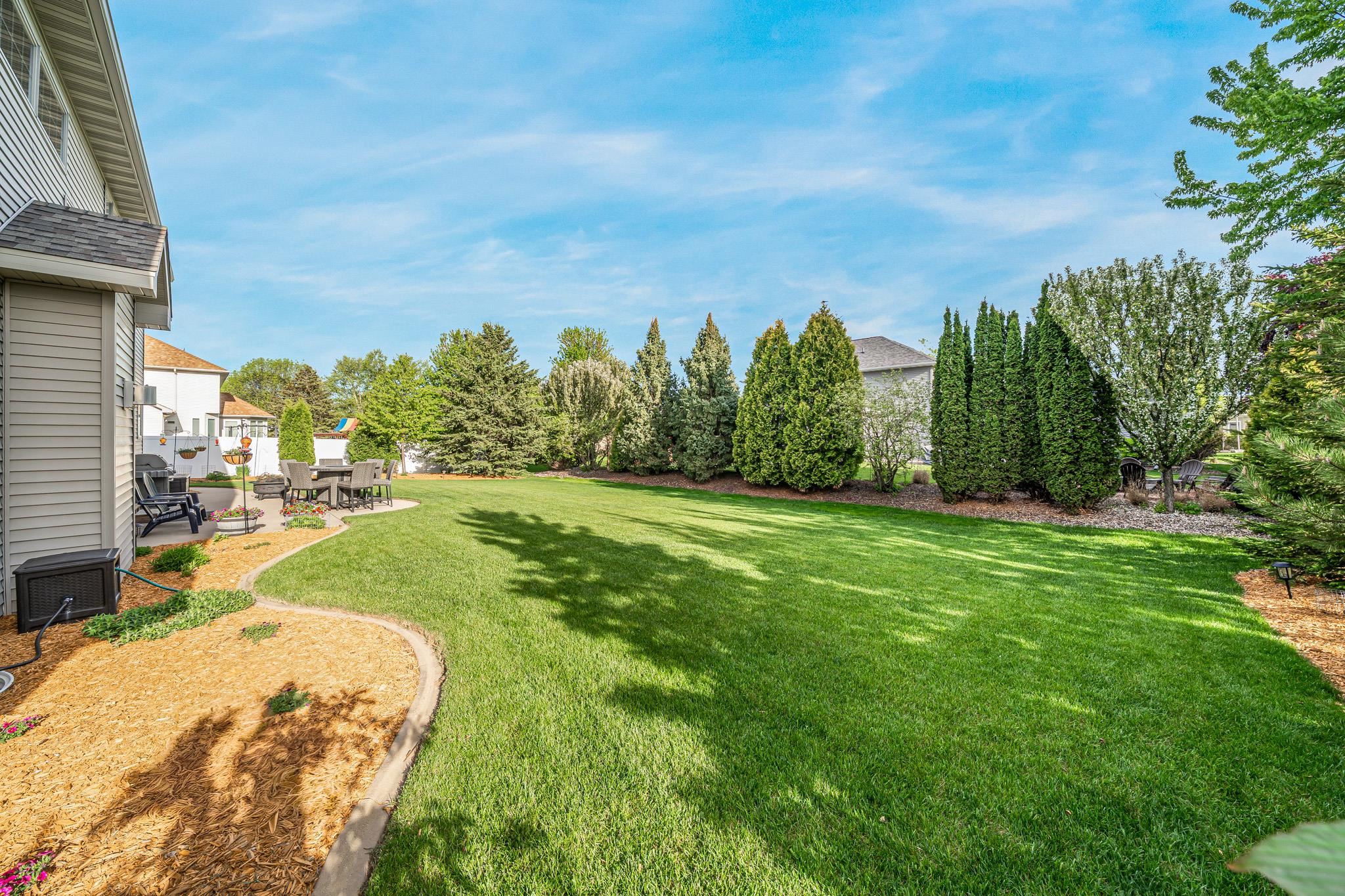 309 E STRATFORD Lane
