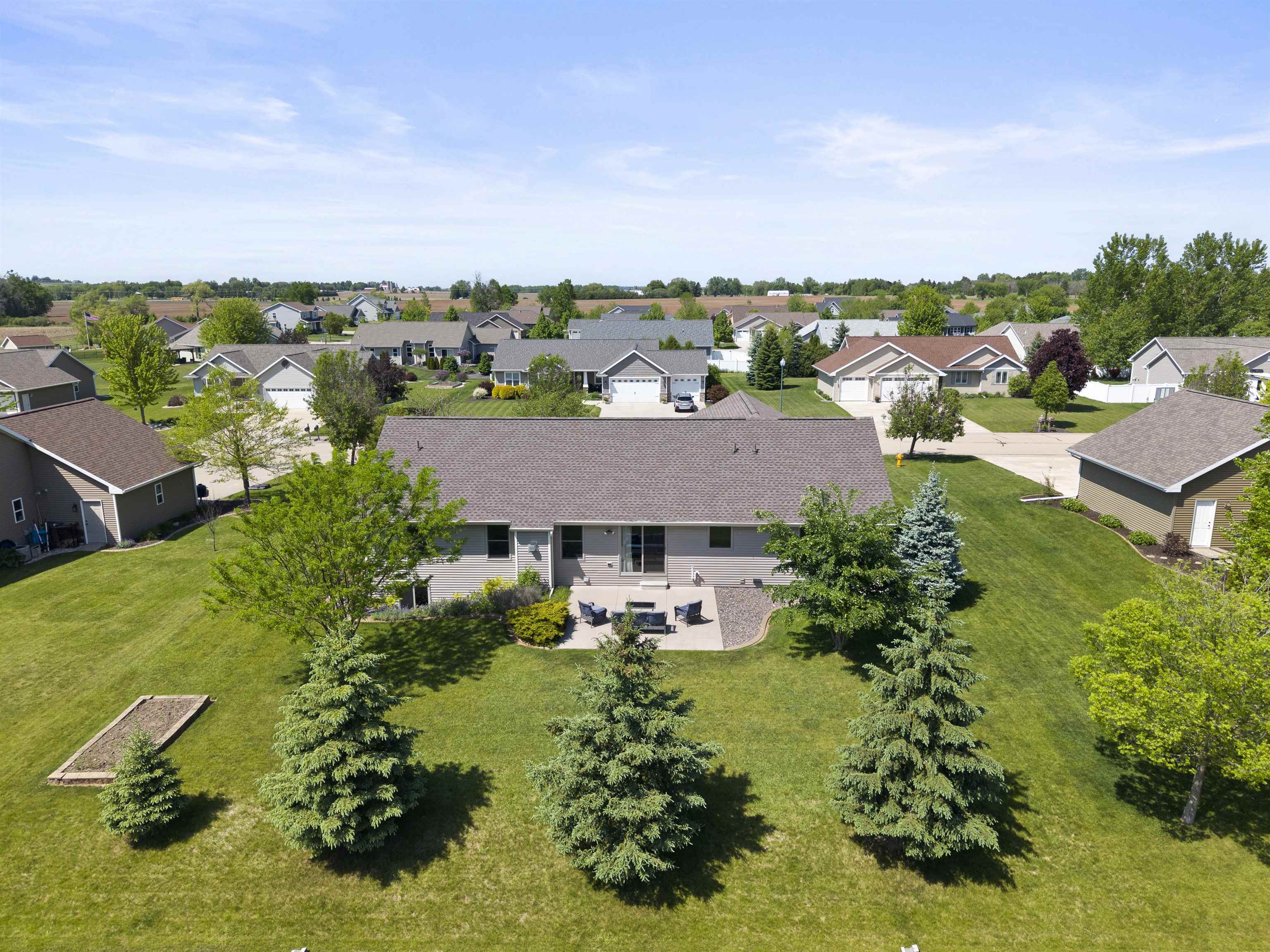 W7133 ENGLEWOOD Drive