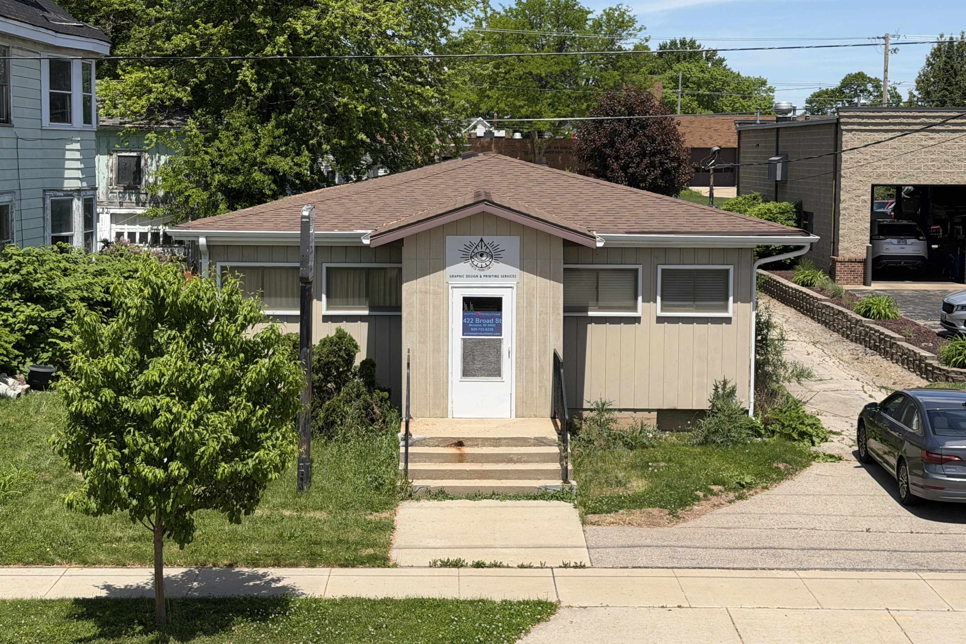 422 BROAD Street