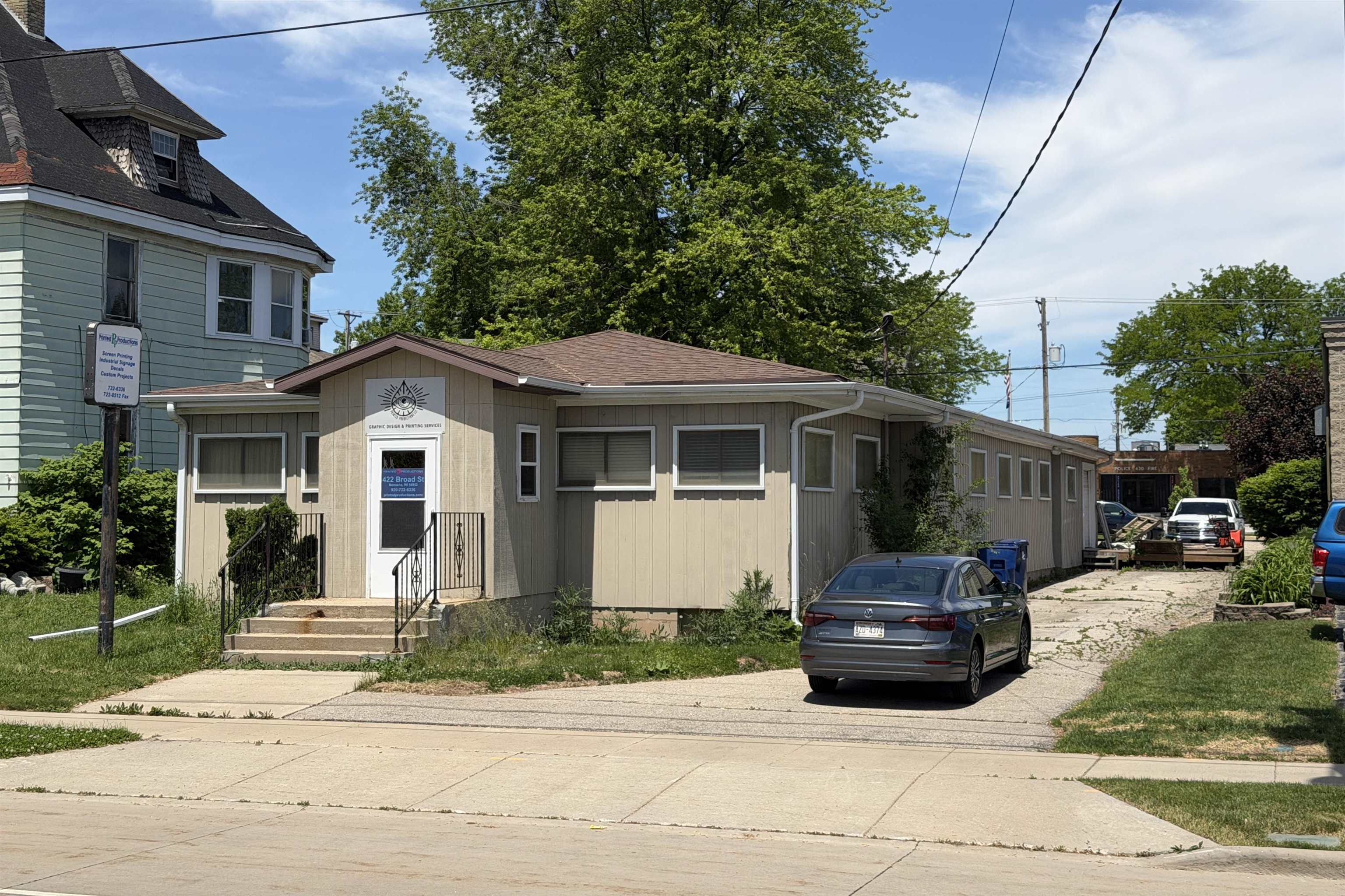 422 BROAD Street