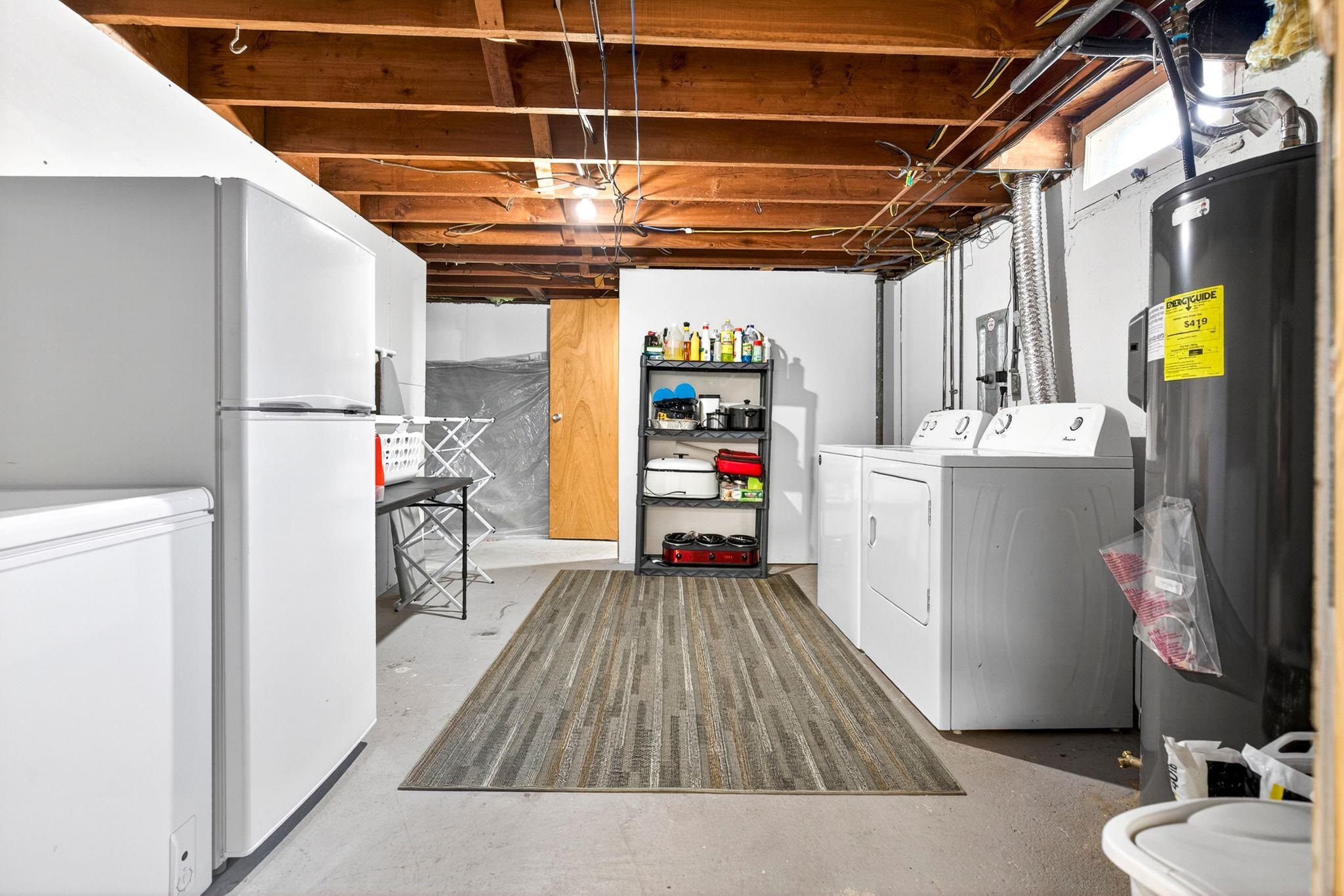 415 E 16TH Street