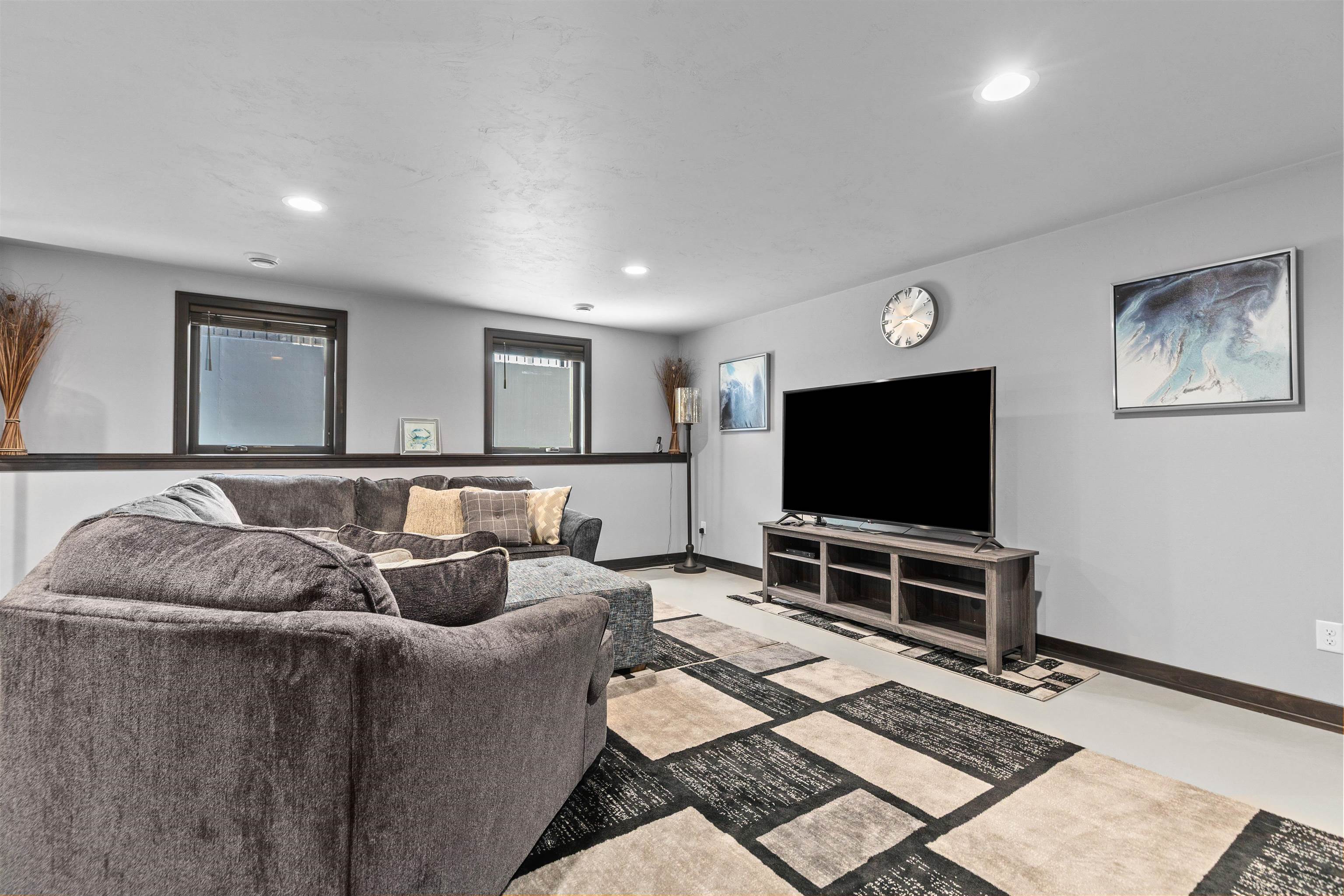 3007 WINNEGAMIE Drive