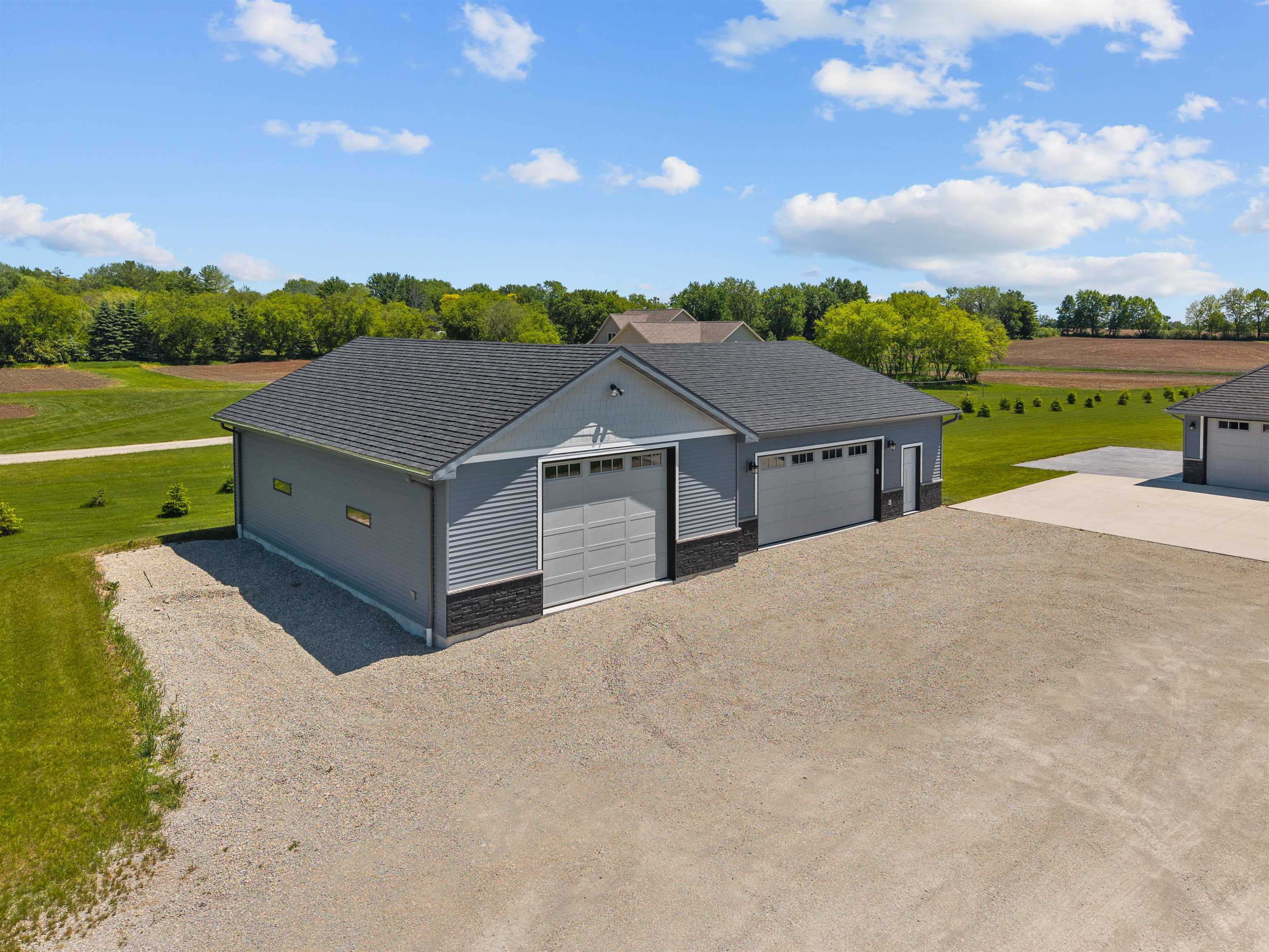 3007 WINNEGAMIE Drive