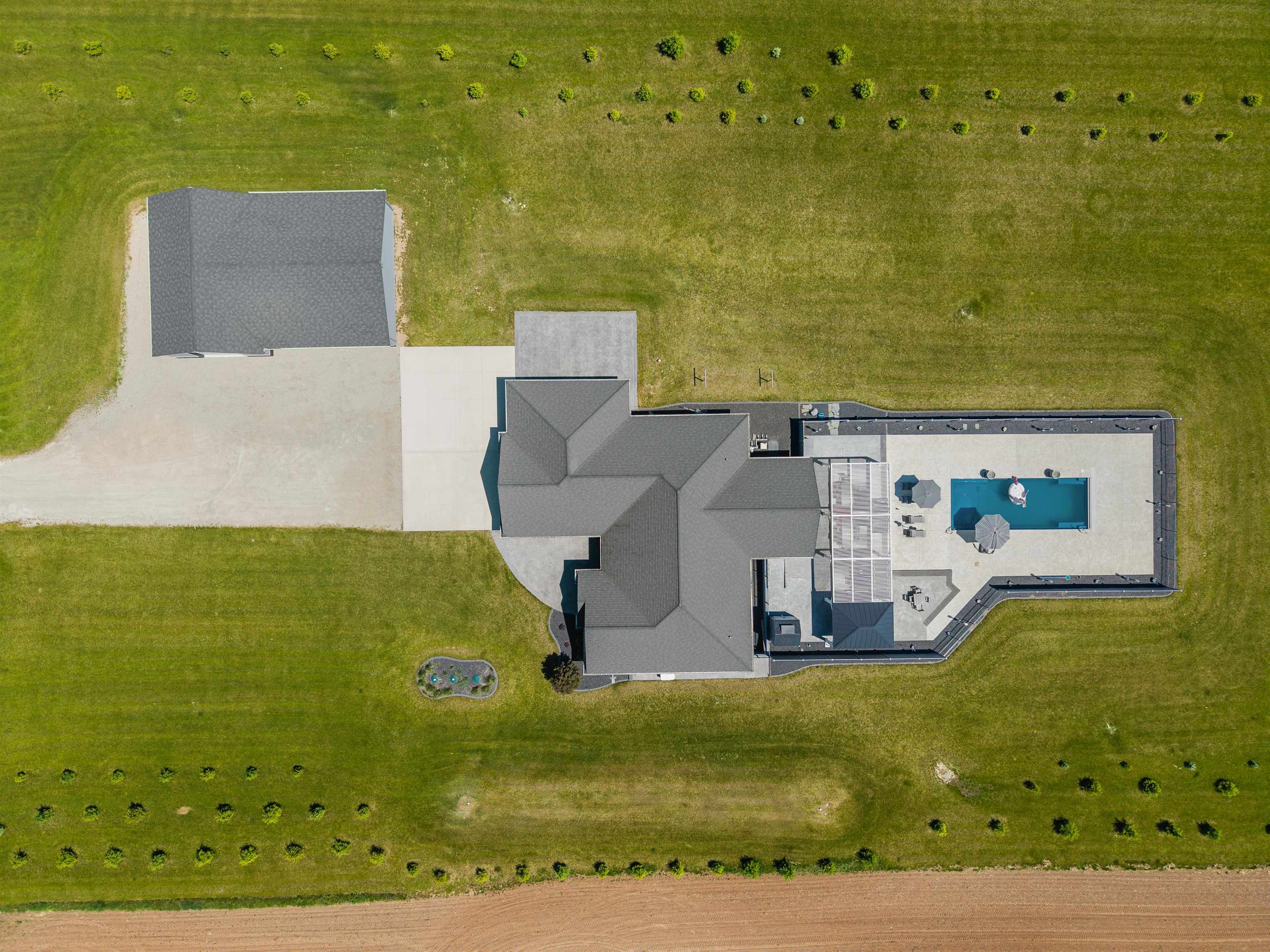 3007 WINNEGAMIE Drive