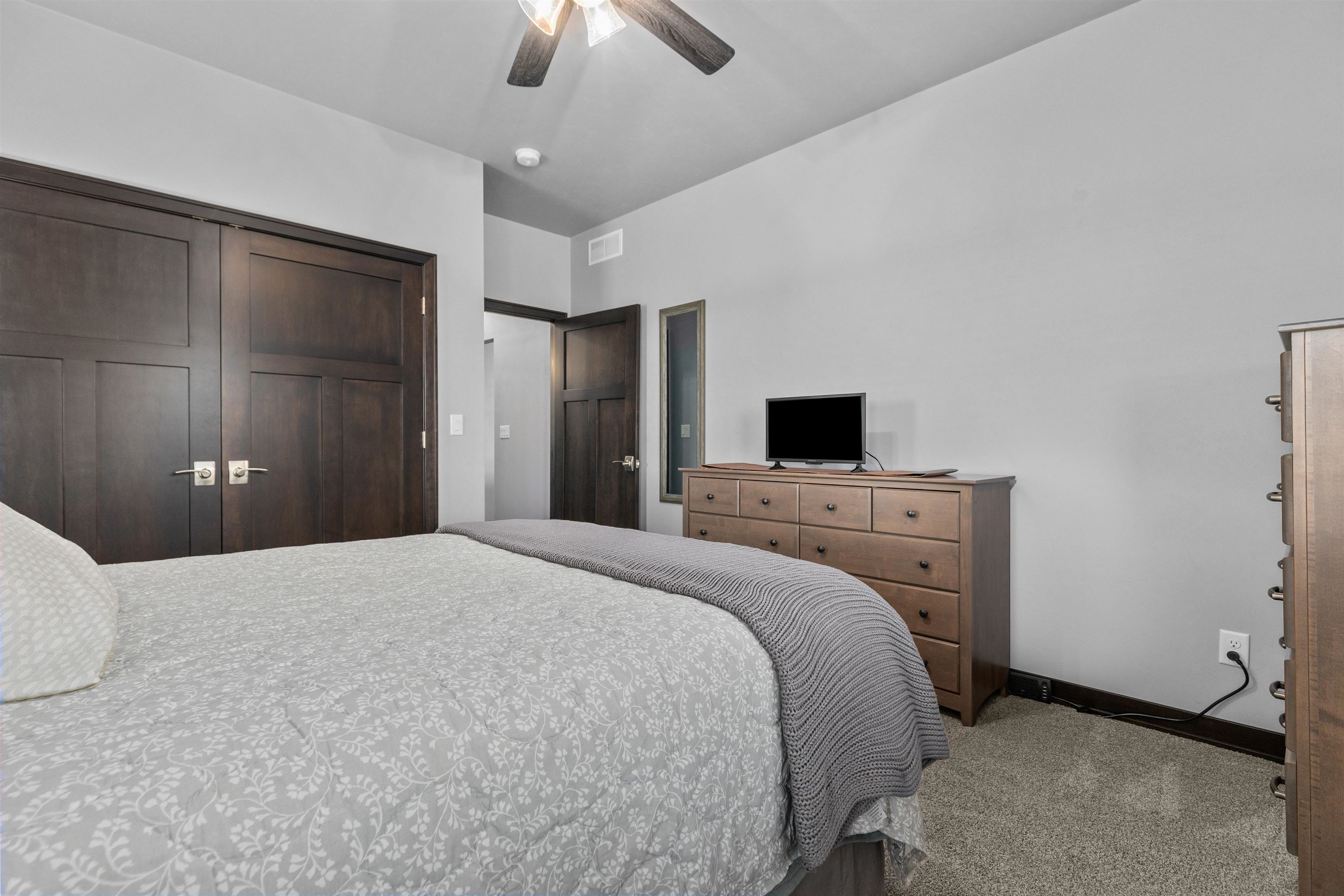 3007 WINNEGAMIE Drive