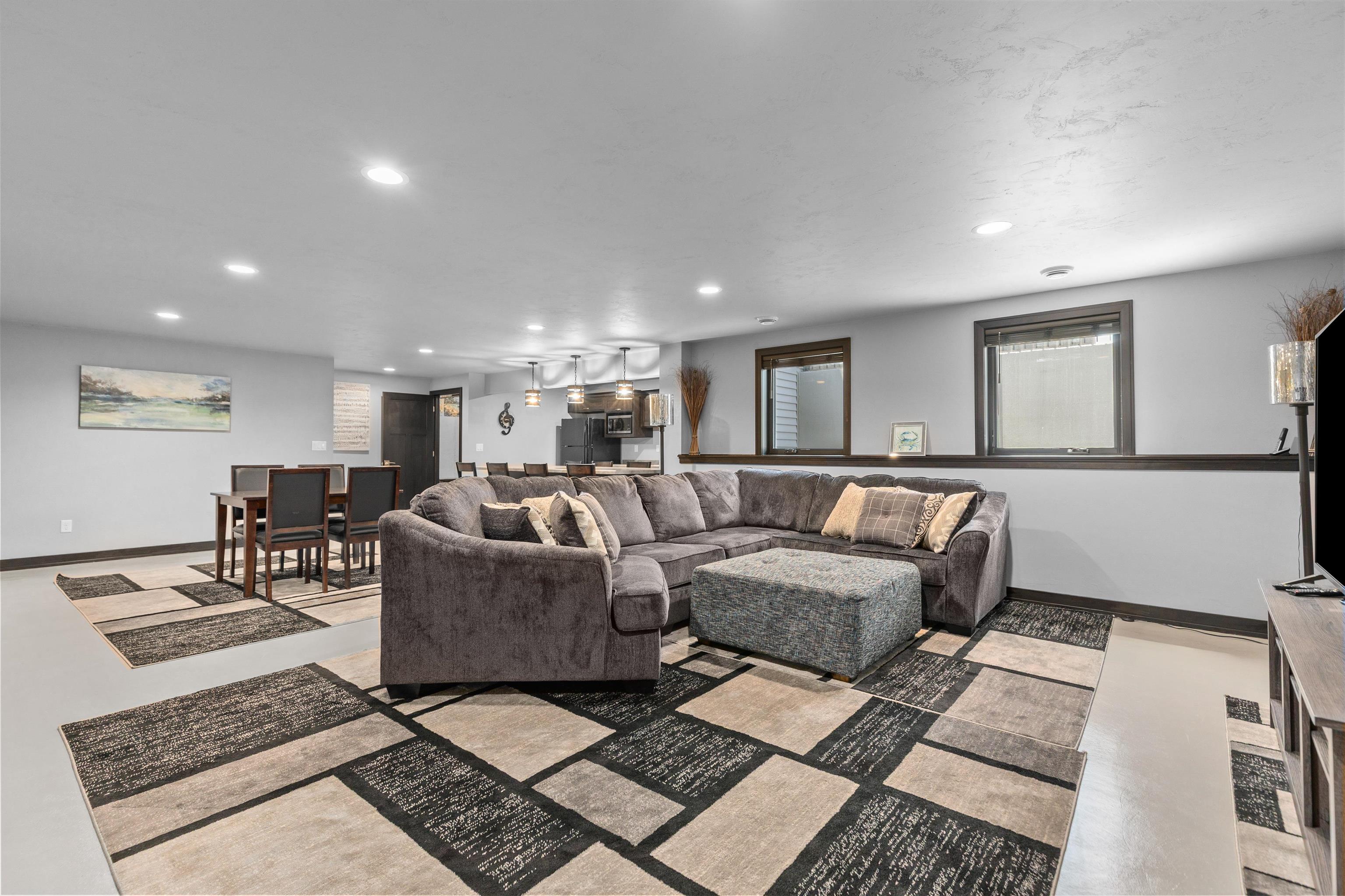 3007 WINNEGAMIE Drive