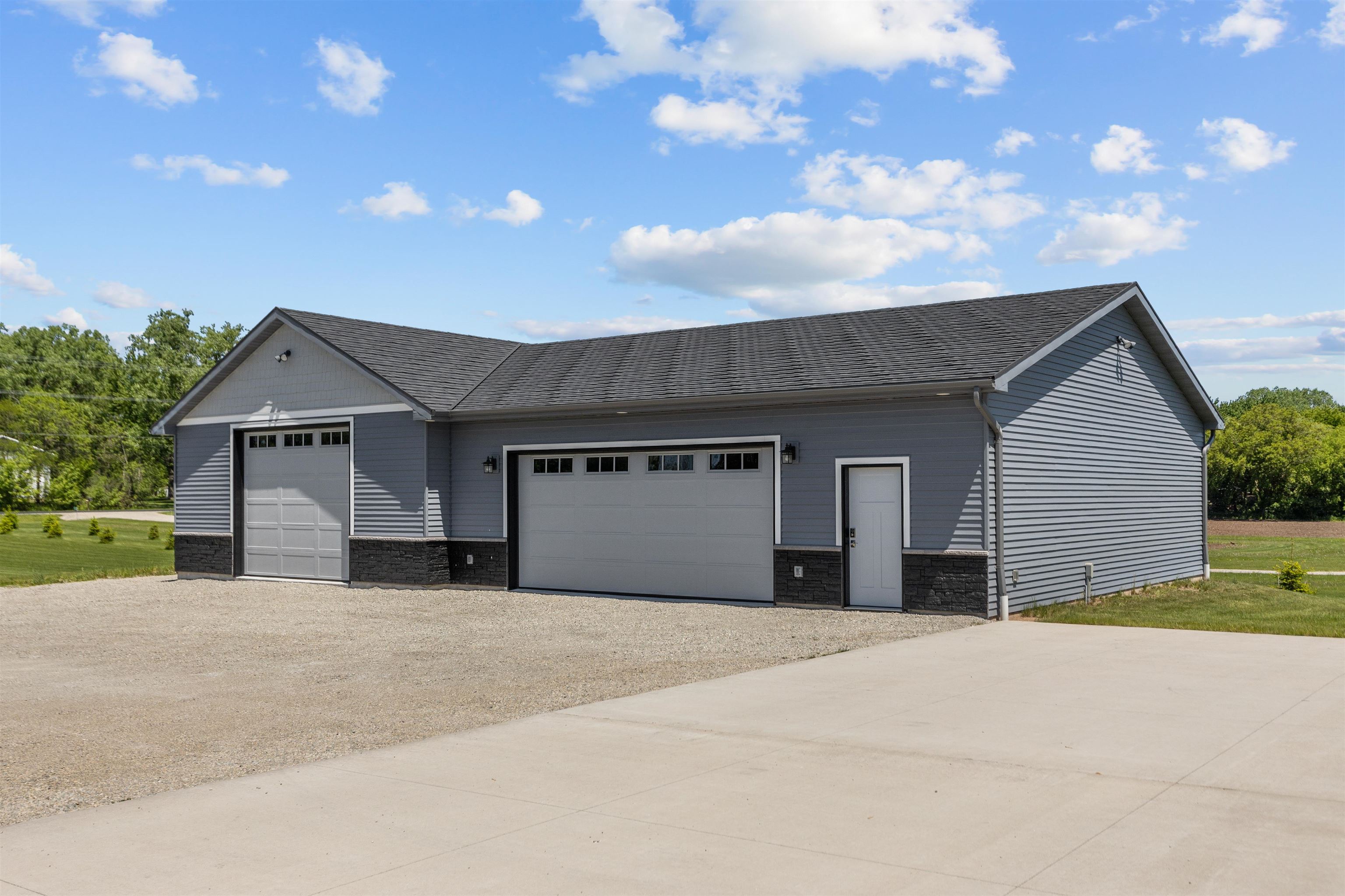 3007 WINNEGAMIE Drive