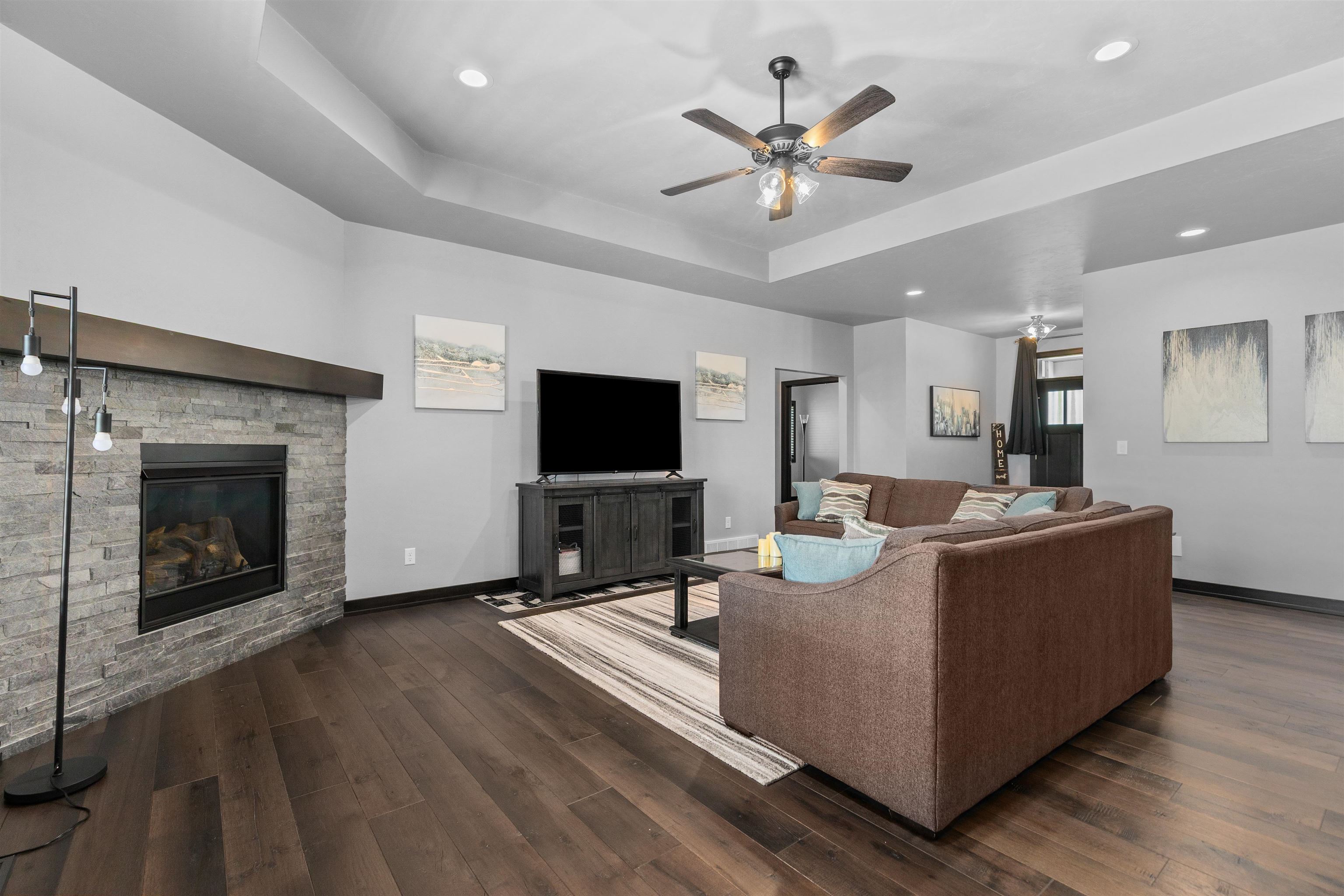 3007 WINNEGAMIE Drive
