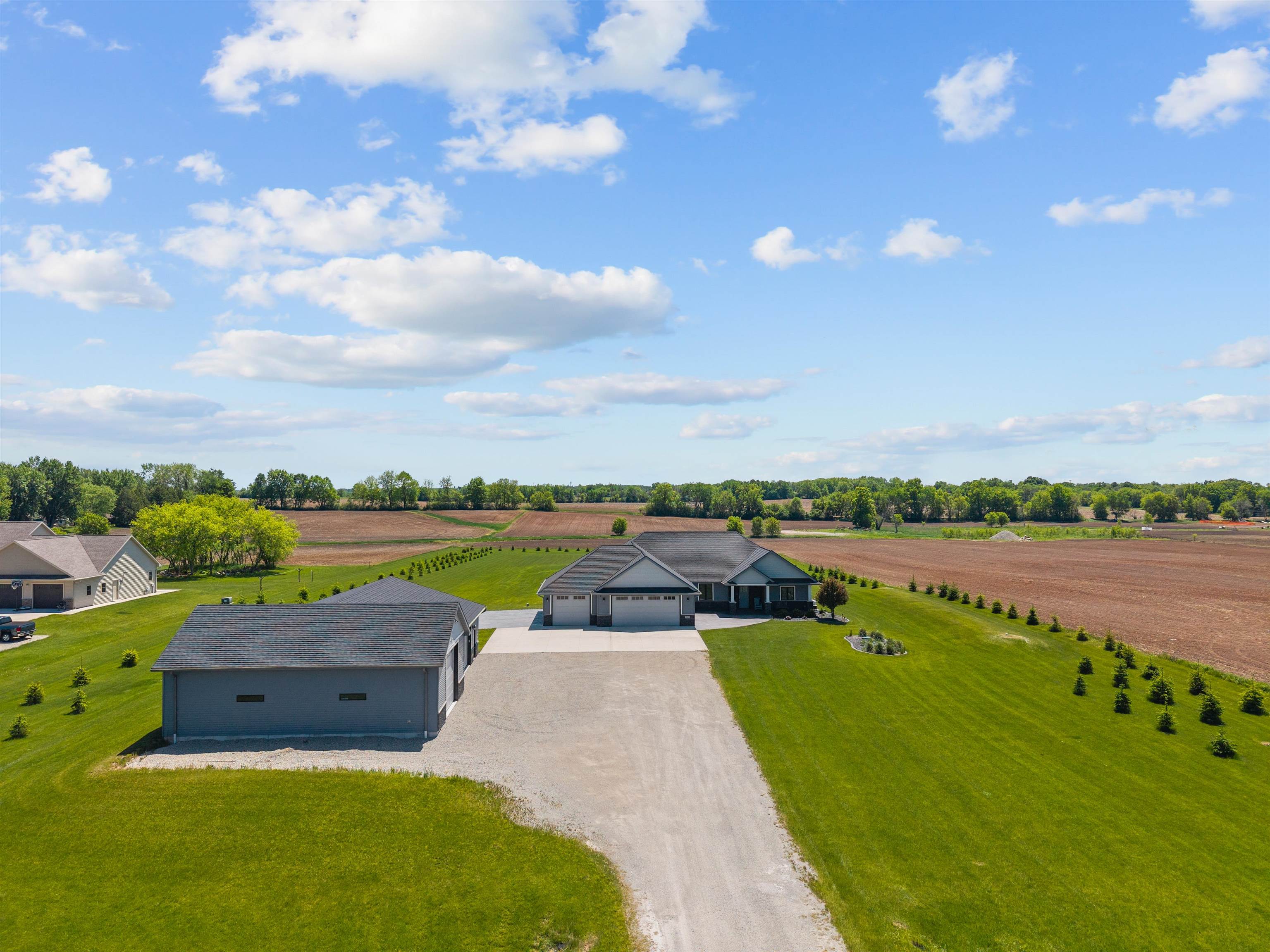 3007 WINNEGAMIE Drive